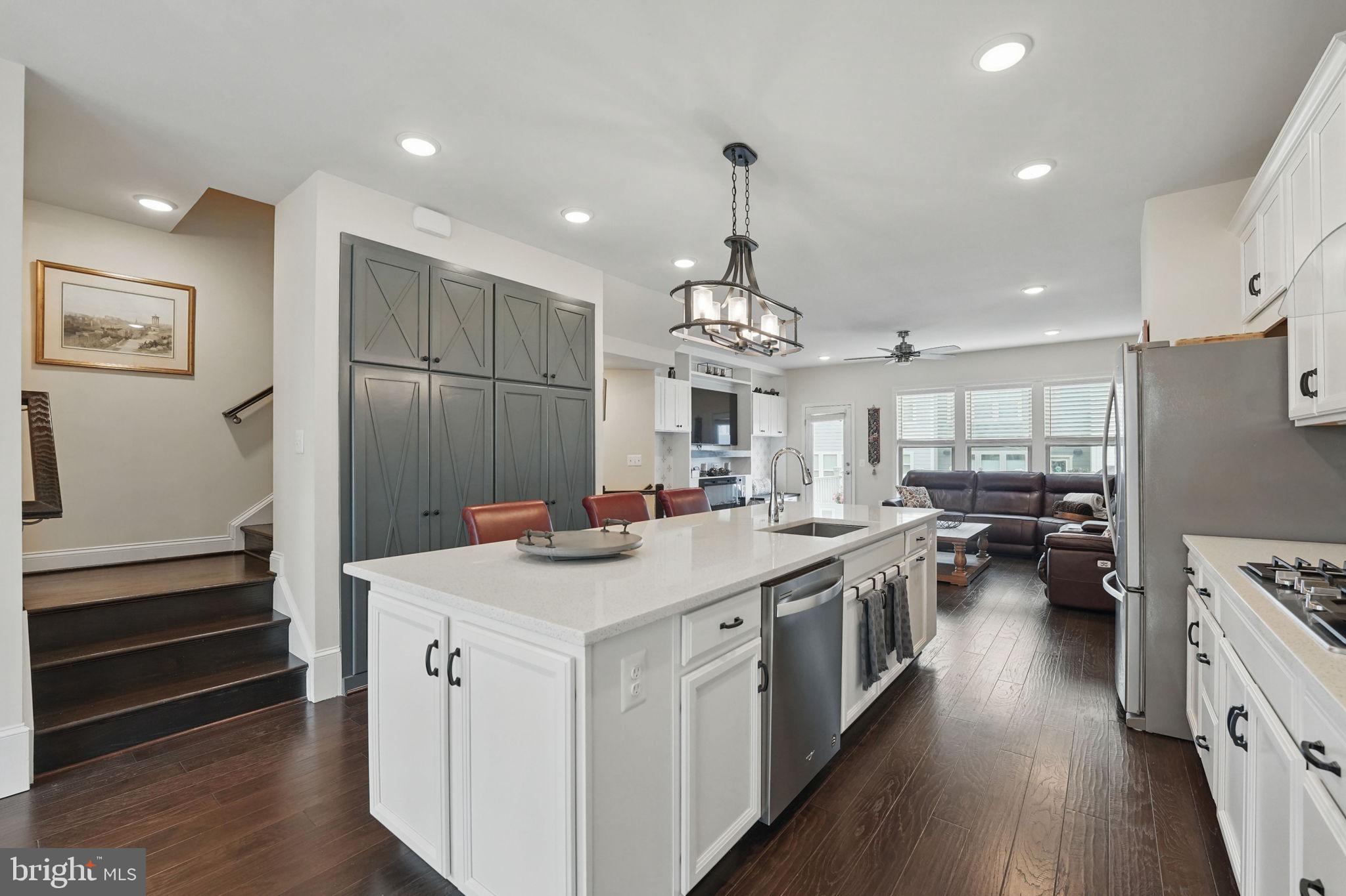 POTOMAC SHORES - Residential