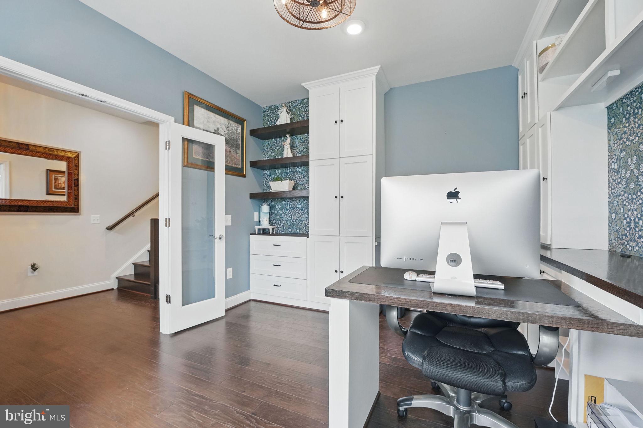 POTOMAC SHORES - Residential