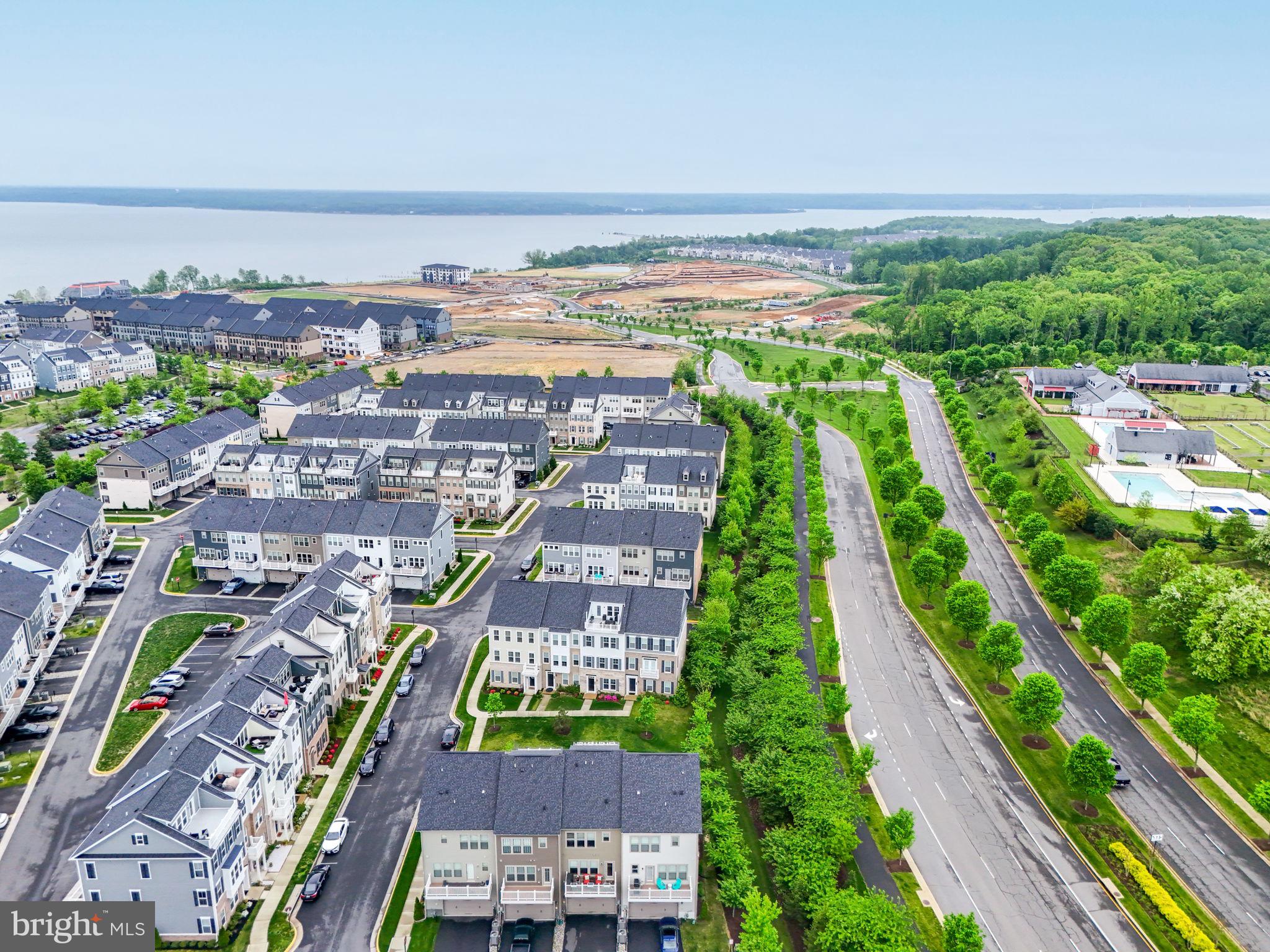 POTOMAC SHORES - Residential