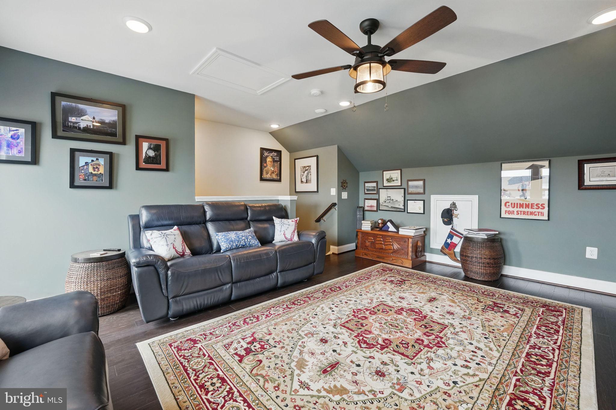 POTOMAC SHORES - Residential