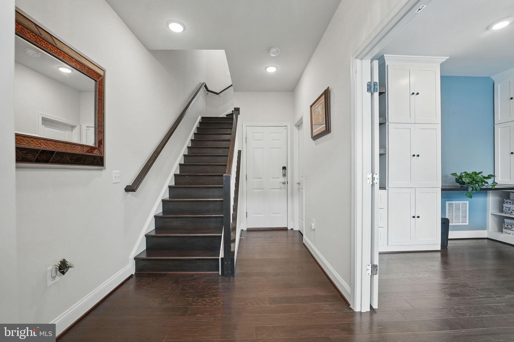 POTOMAC SHORES - Residential