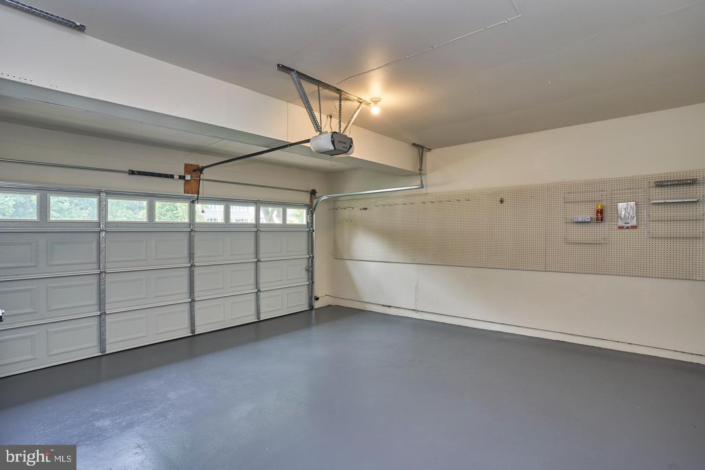 BLOOMS CROSSING - Residential