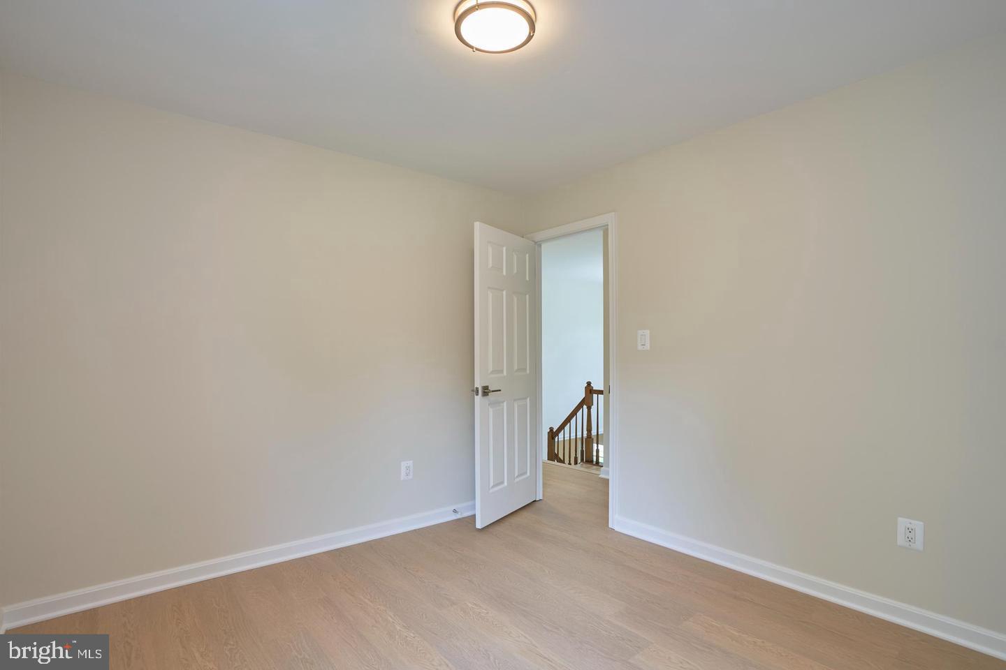 BLOOMS CROSSING - Residential