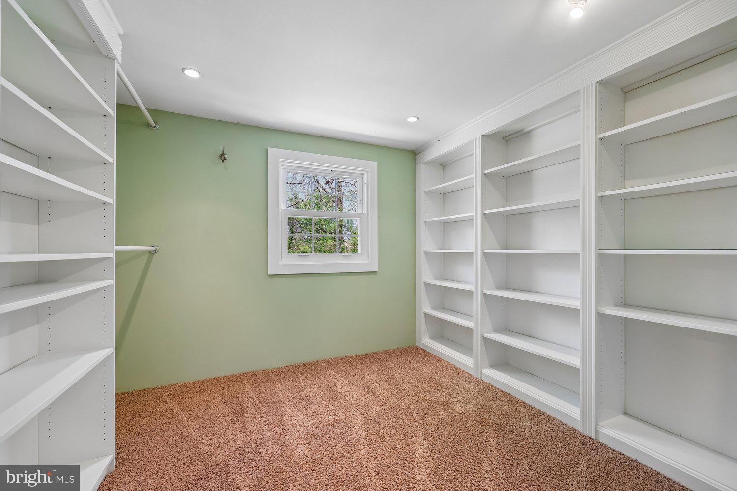 BROOKEVILLE - Residential