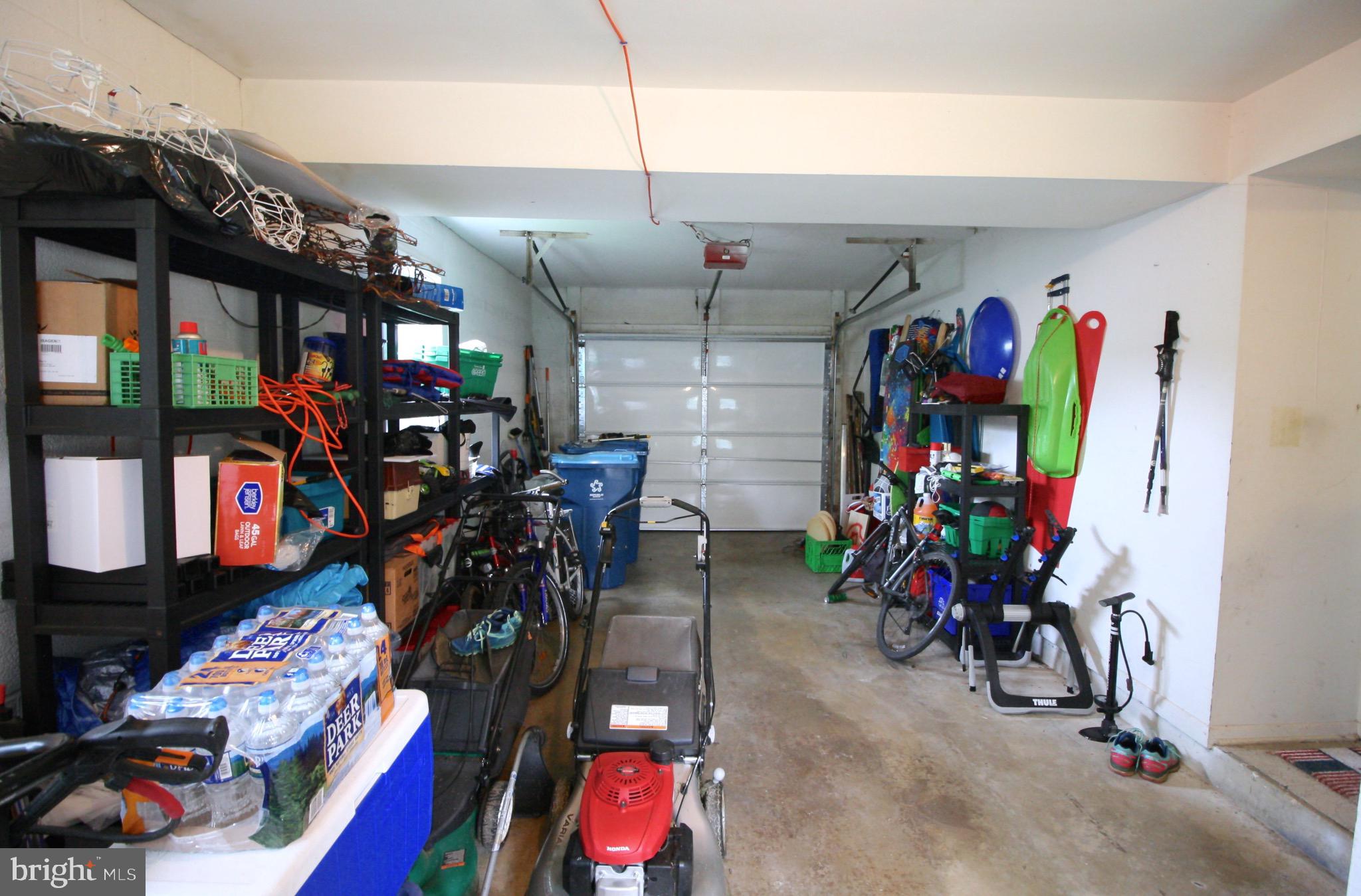 POWHATAN HILLS - Residential Lease