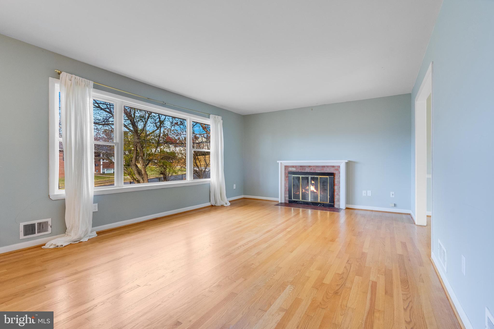 POWHATAN HILLS - Residential Lease