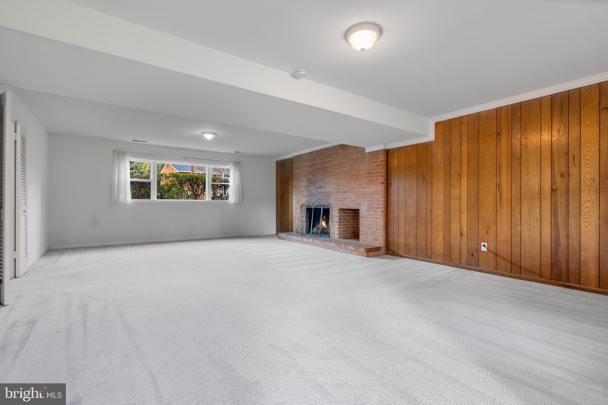 POWHATAN HILLS - Residential Lease