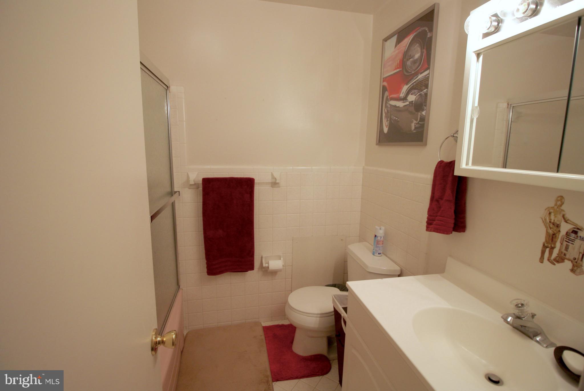 POWHATAN HILLS - Residential Lease