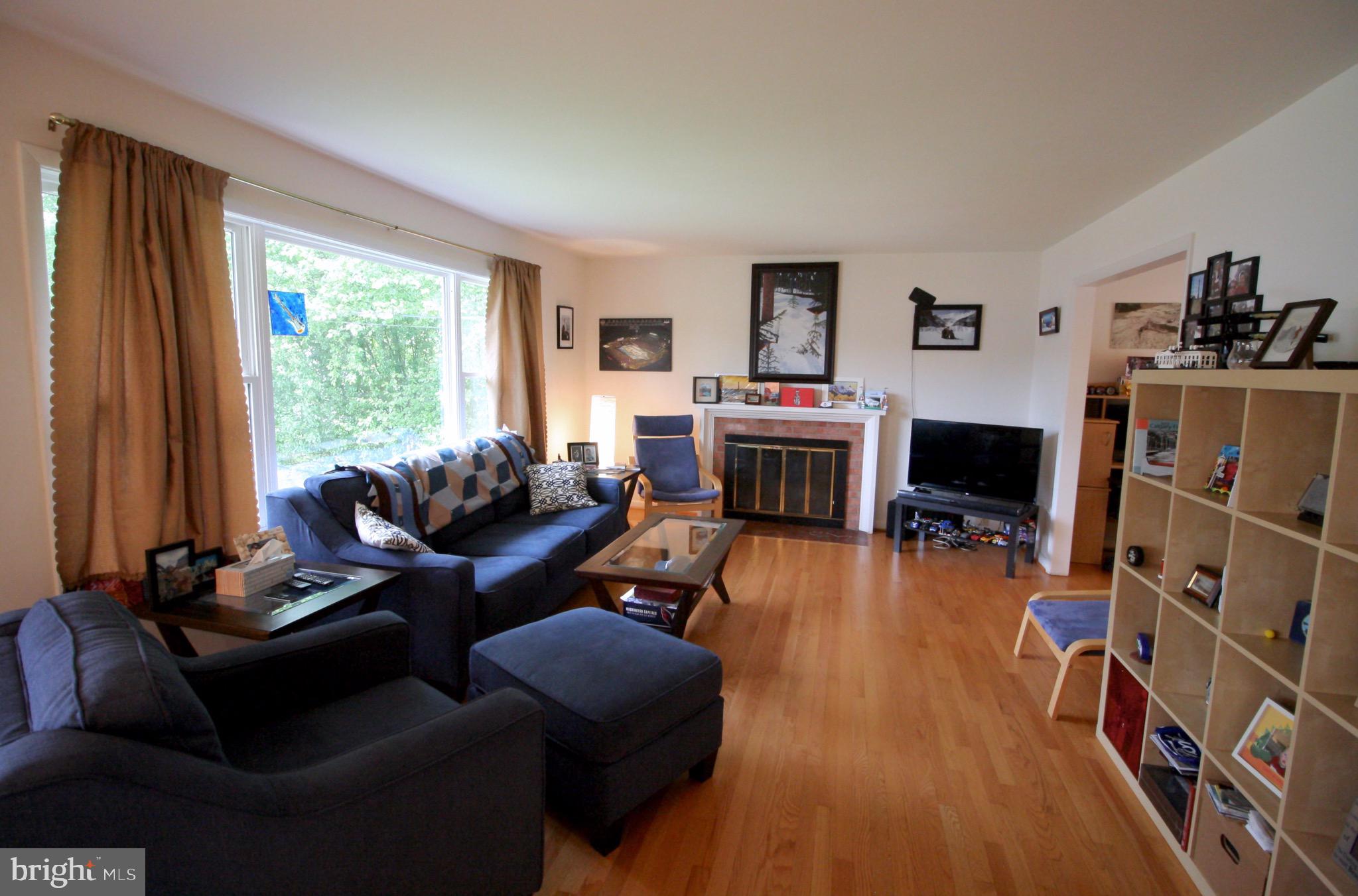 POWHATAN HILLS - Residential Lease