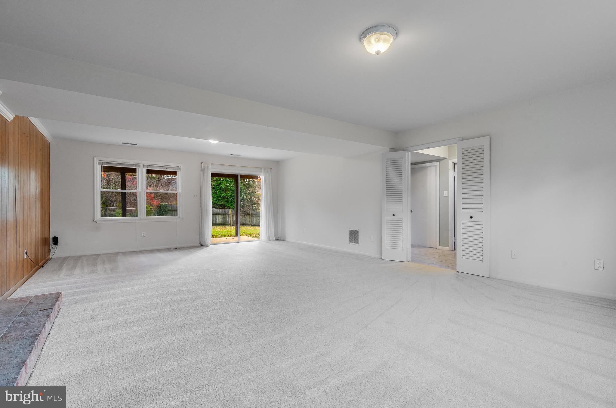 POWHATAN HILLS - Residential Lease