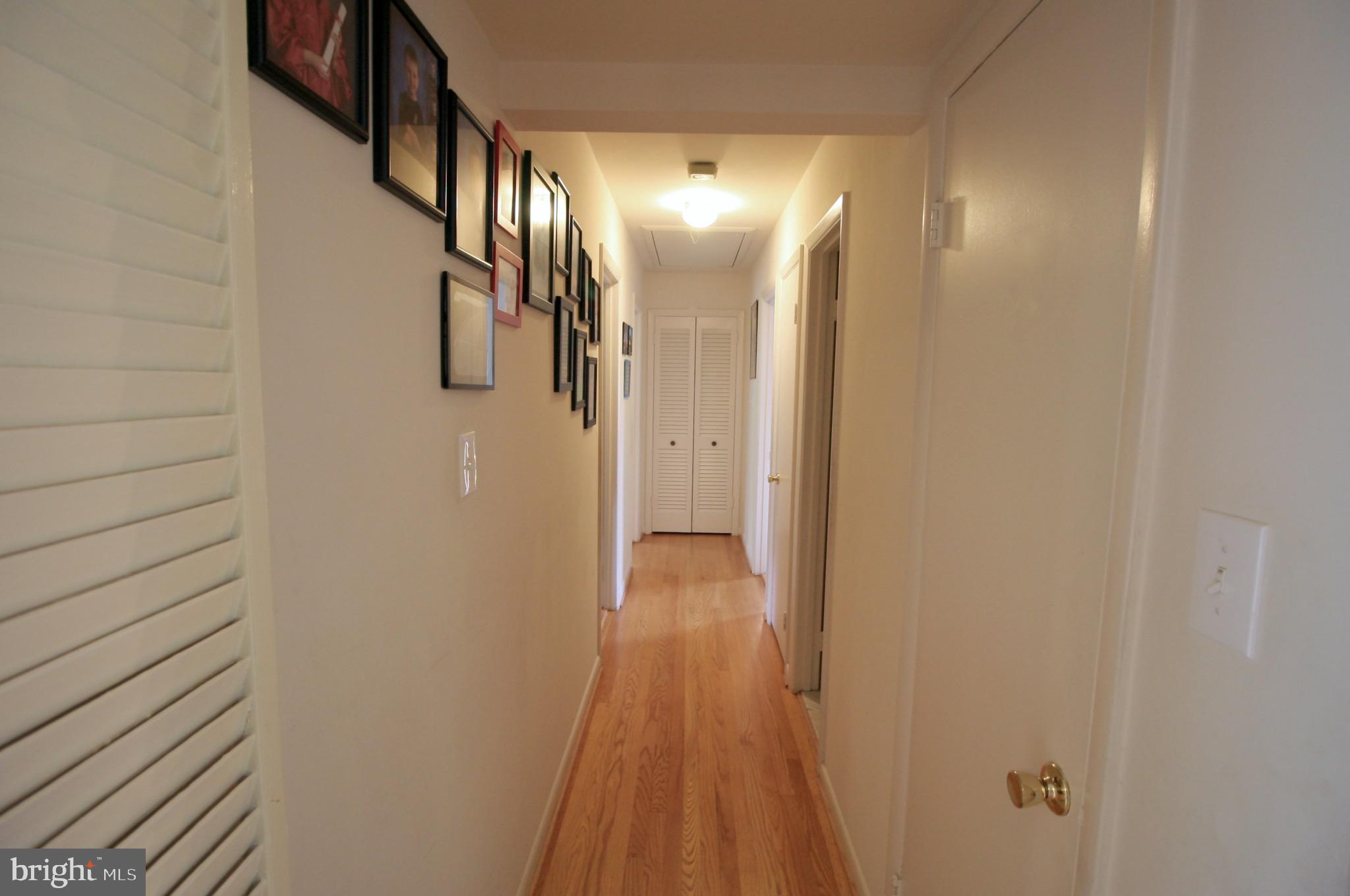 POWHATAN HILLS - Residential Lease