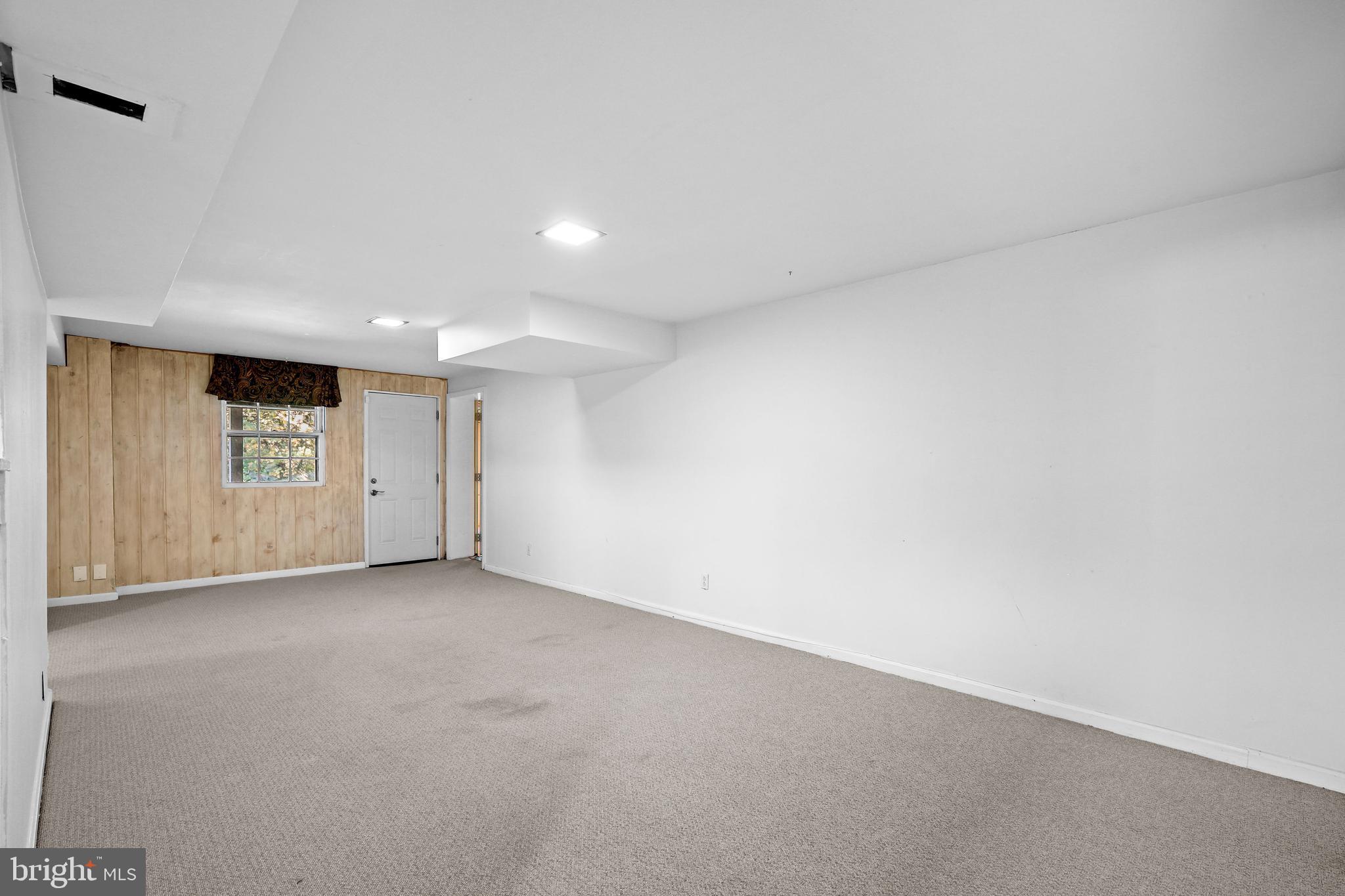 ROCK CREEK HIGHLANDS - Residential