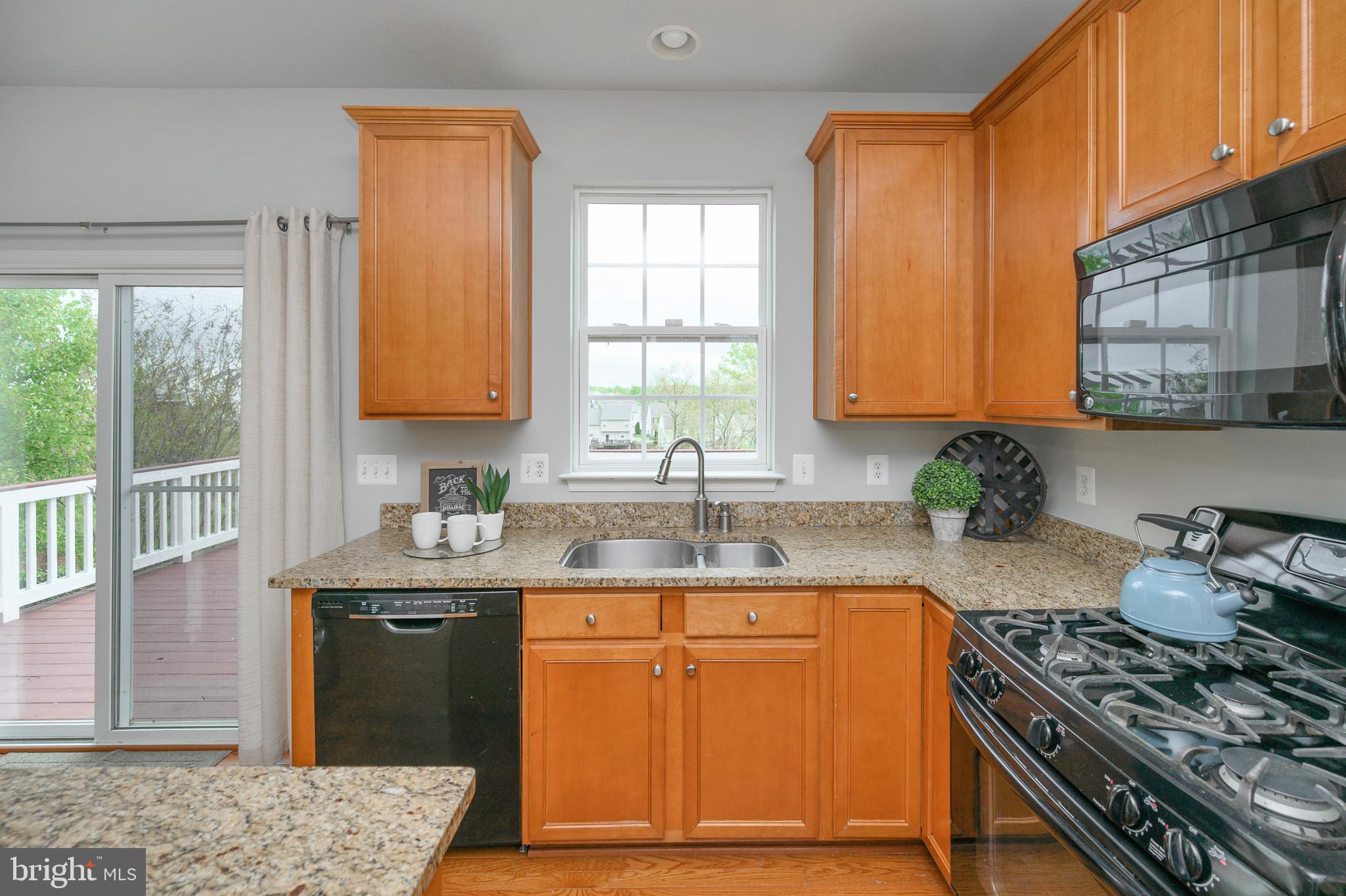 CARRIAGE HILL AT FALLS - Residential