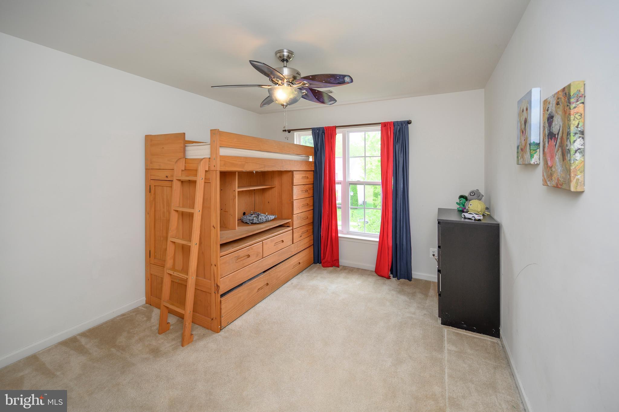 CARRIAGE HILL AT FALLS - Residential