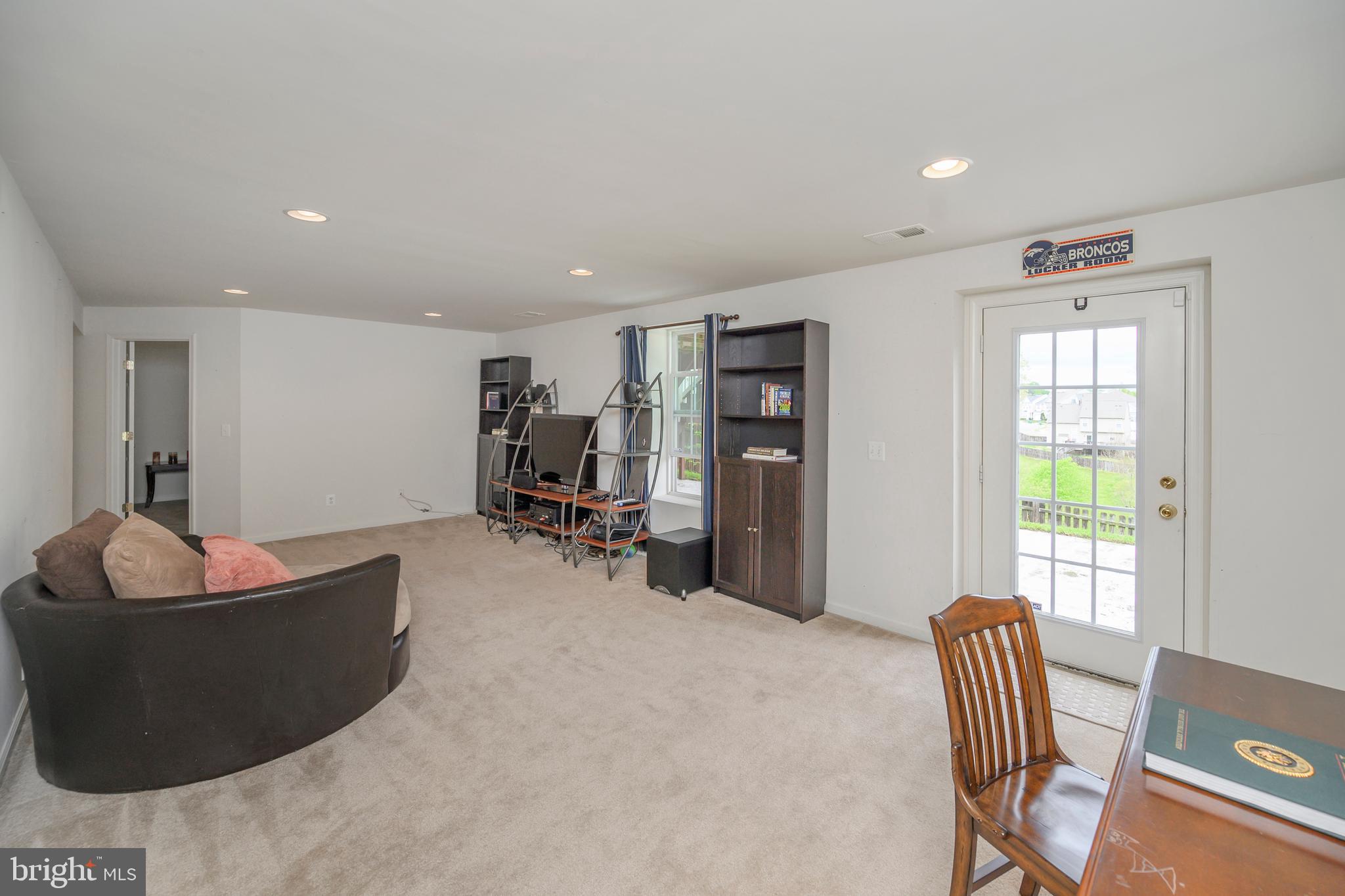 CARRIAGE HILL AT FALLS - Residential