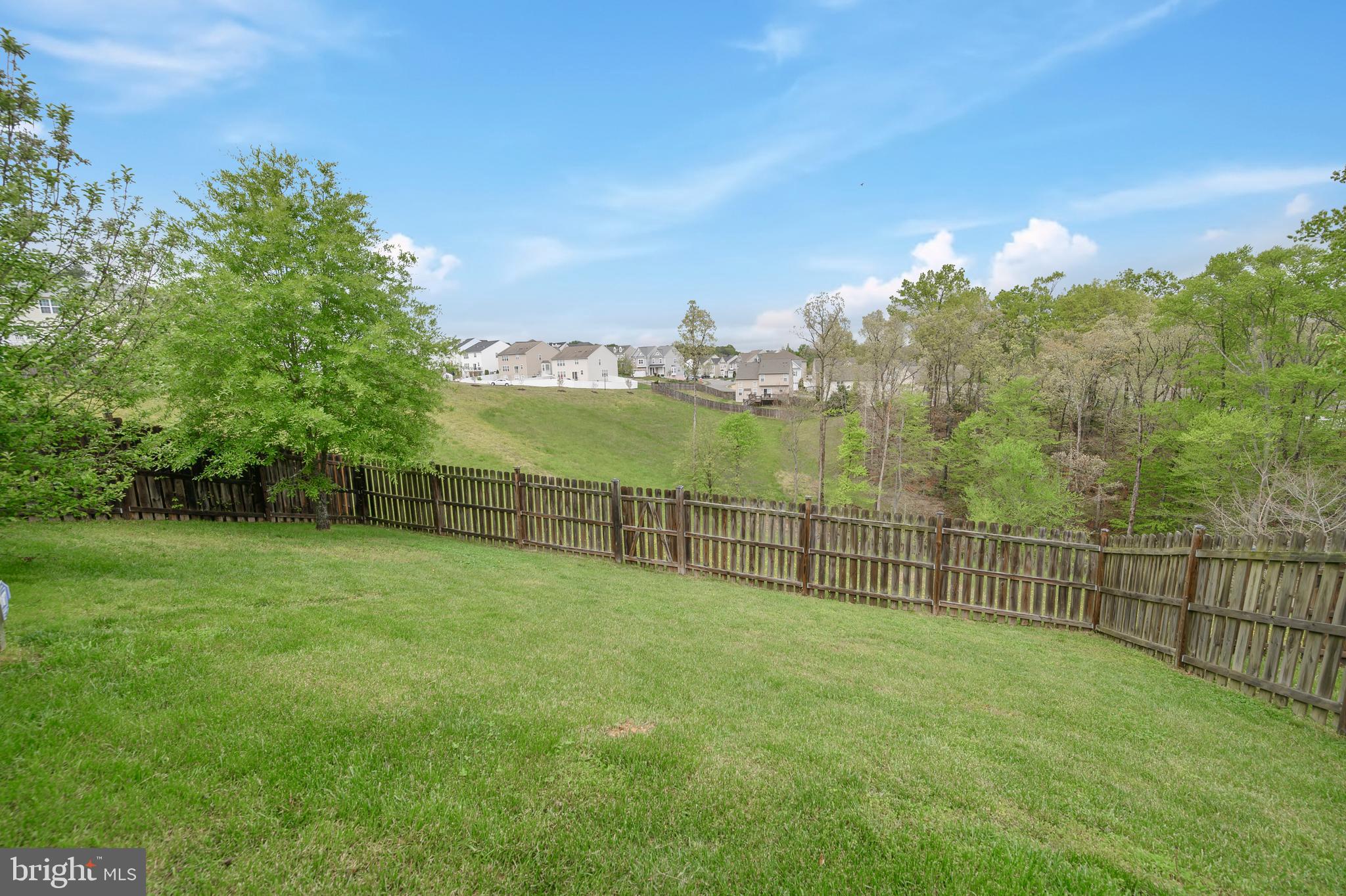 CARRIAGE HILL AT FALLS - Residential