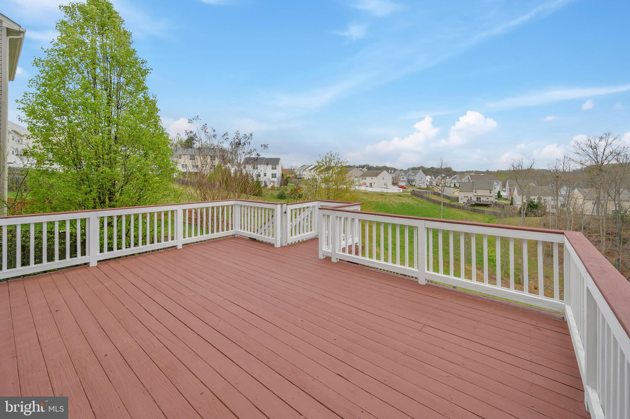 CARRIAGE HILL AT FALLS - Residential