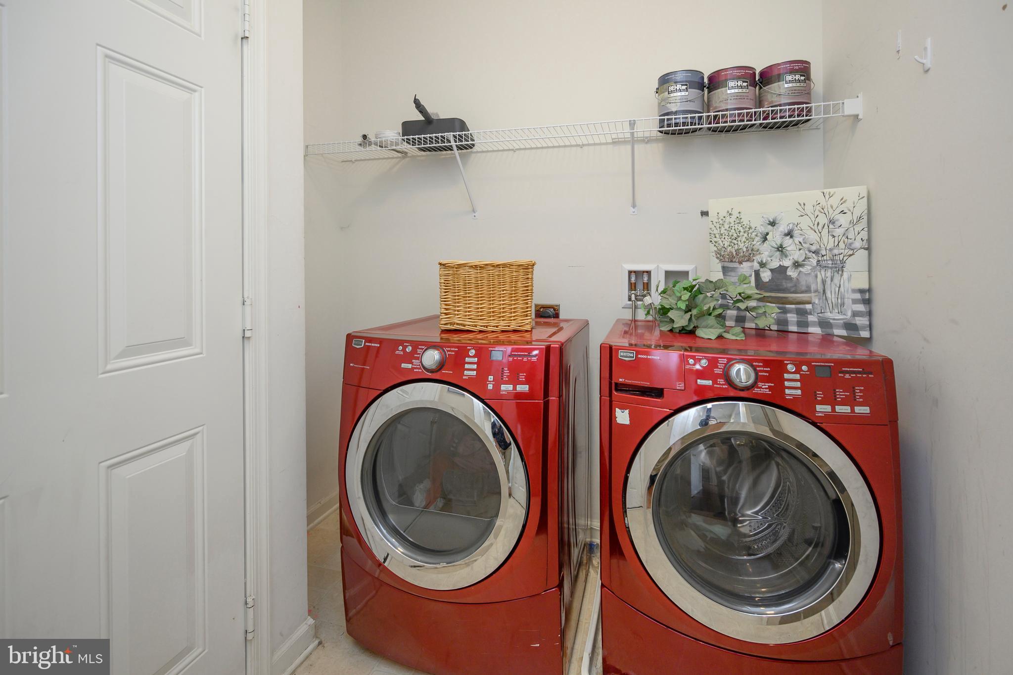 CARRIAGE HILL AT FALLS - Residential