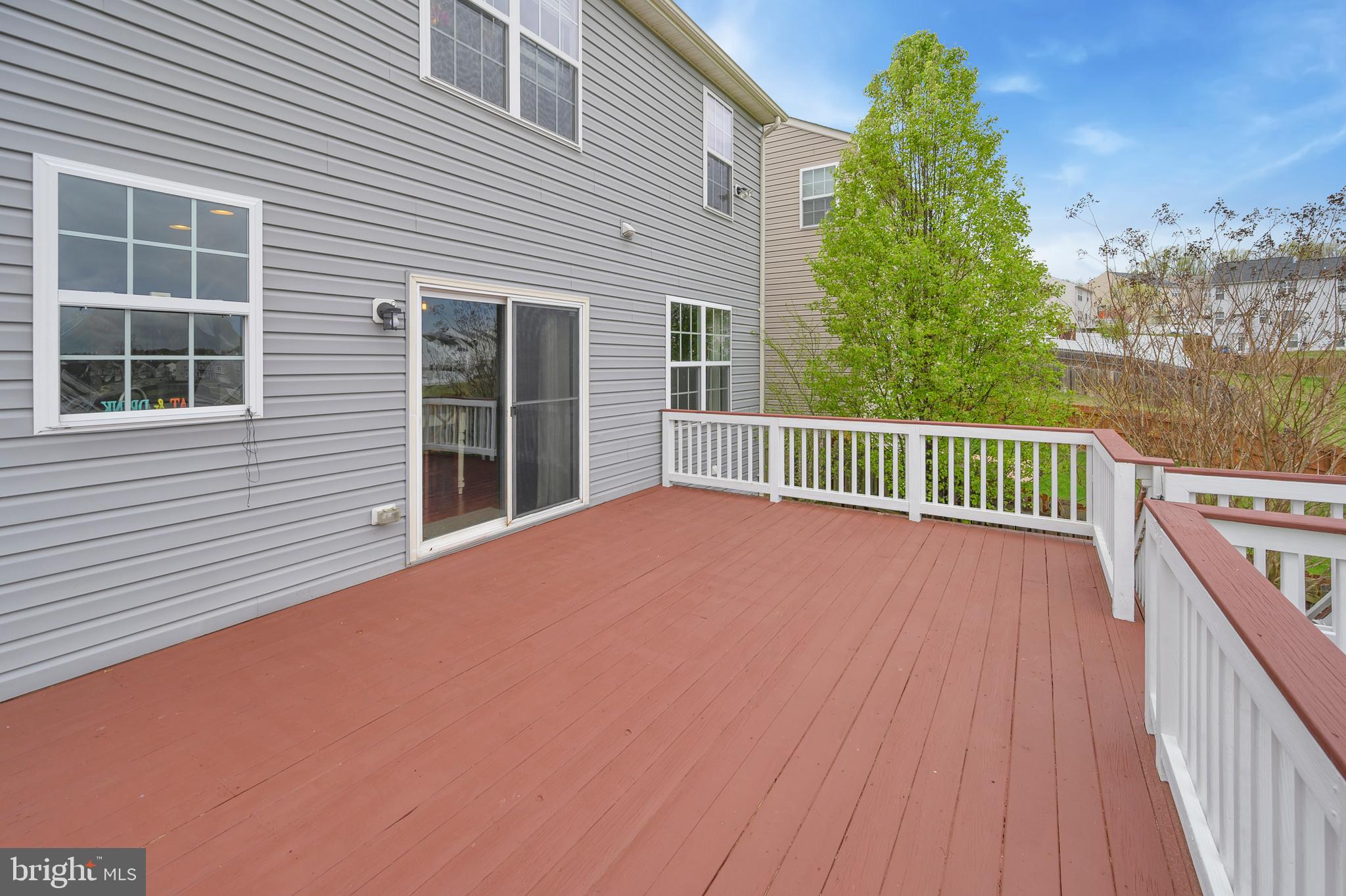 CARRIAGE HILL AT FALLS - Residential