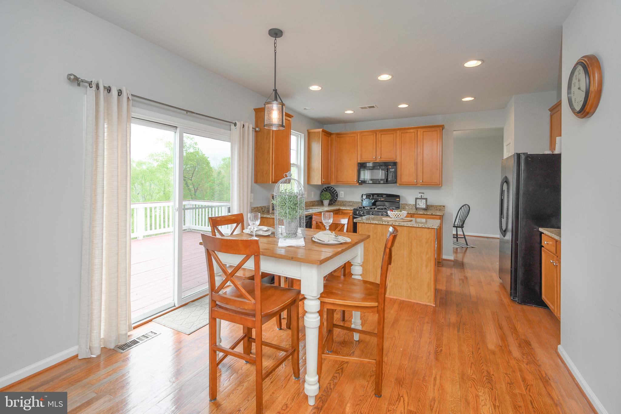 CARRIAGE HILL AT FALLS - Residential