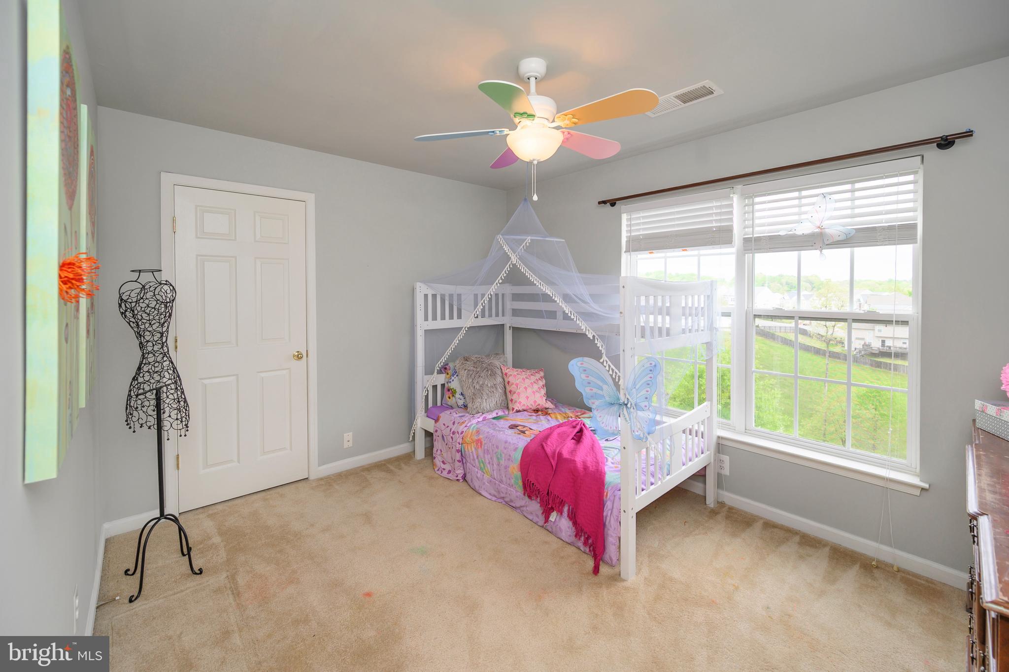 CARRIAGE HILL AT FALLS - Residential