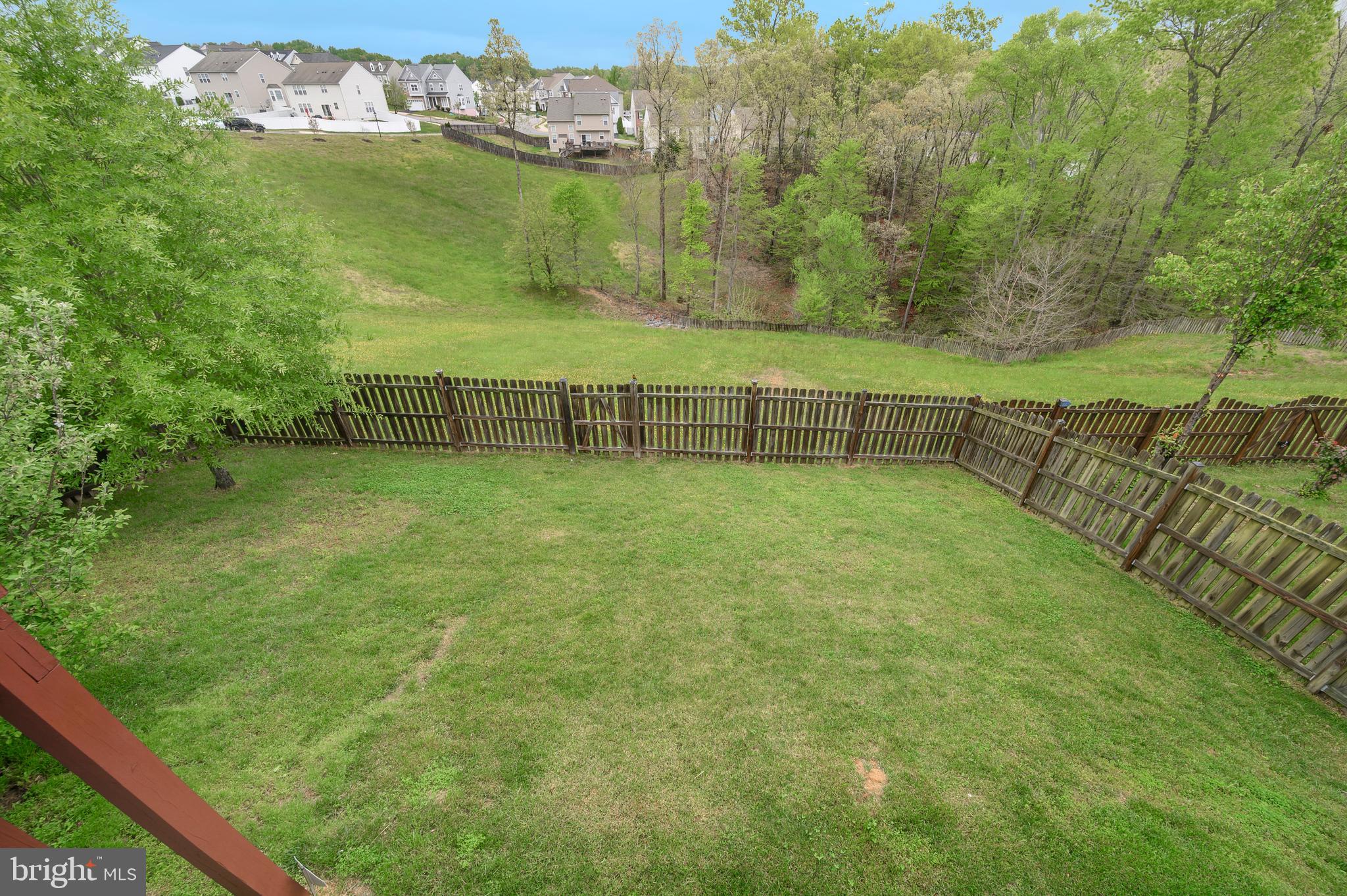 CARRIAGE HILL AT FALLS - Residential