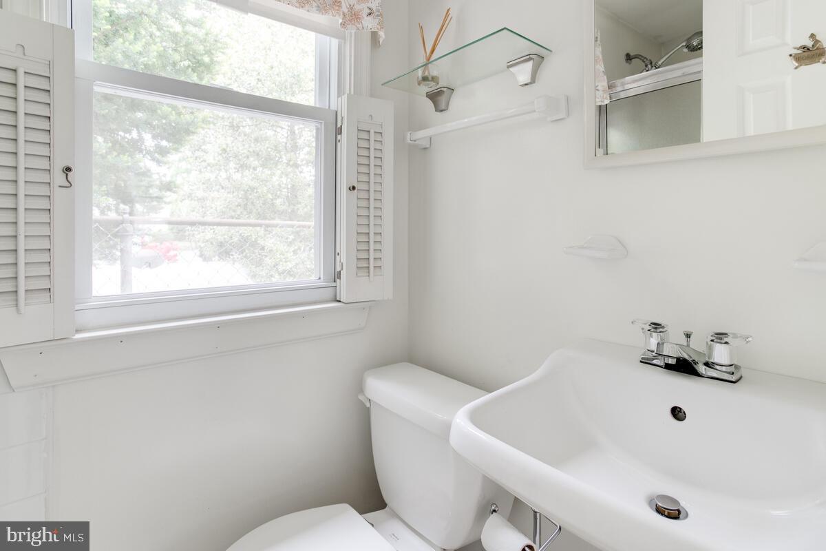 POPLAR RIDGE - Residential Lease