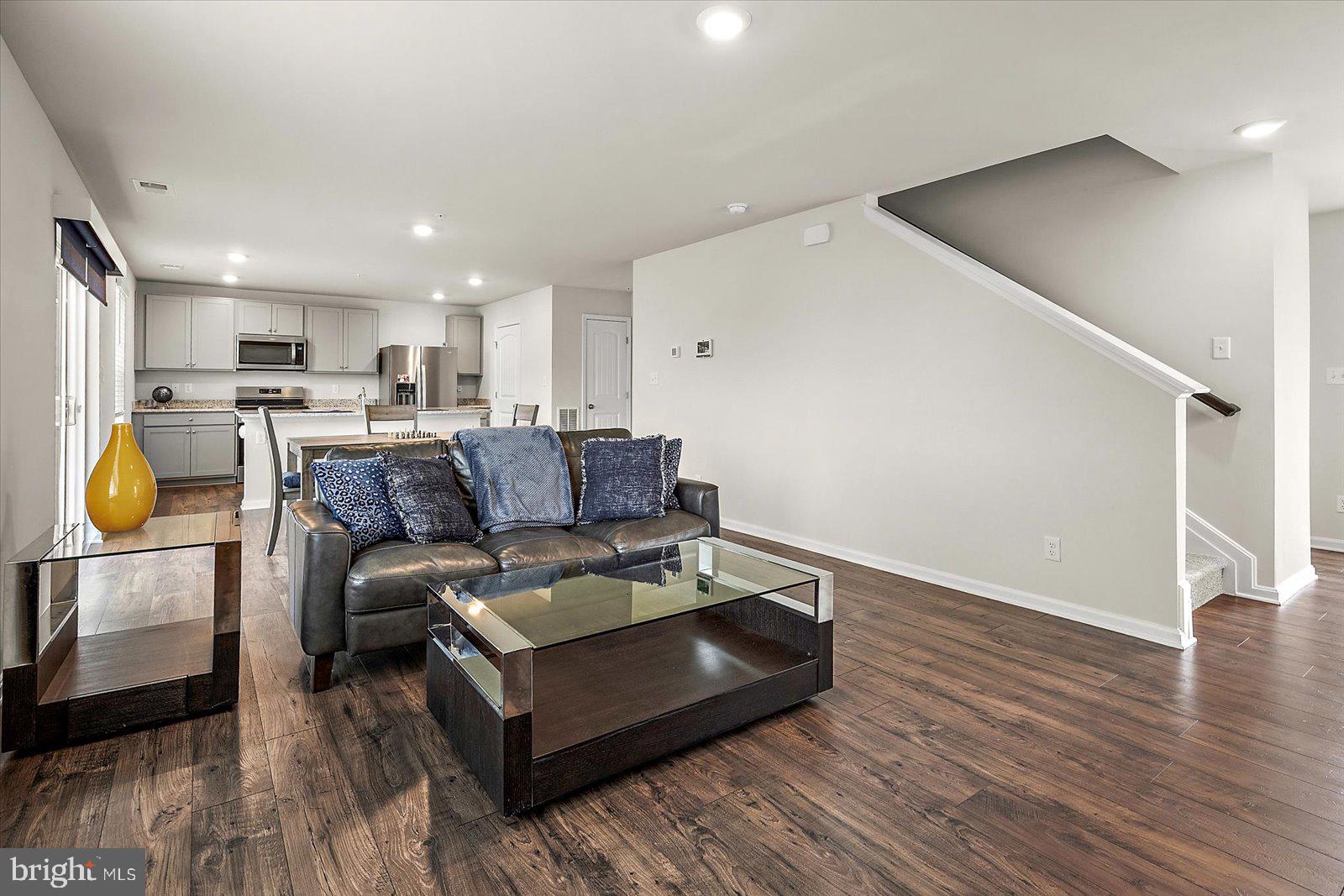 166 PORTER PARKWAY