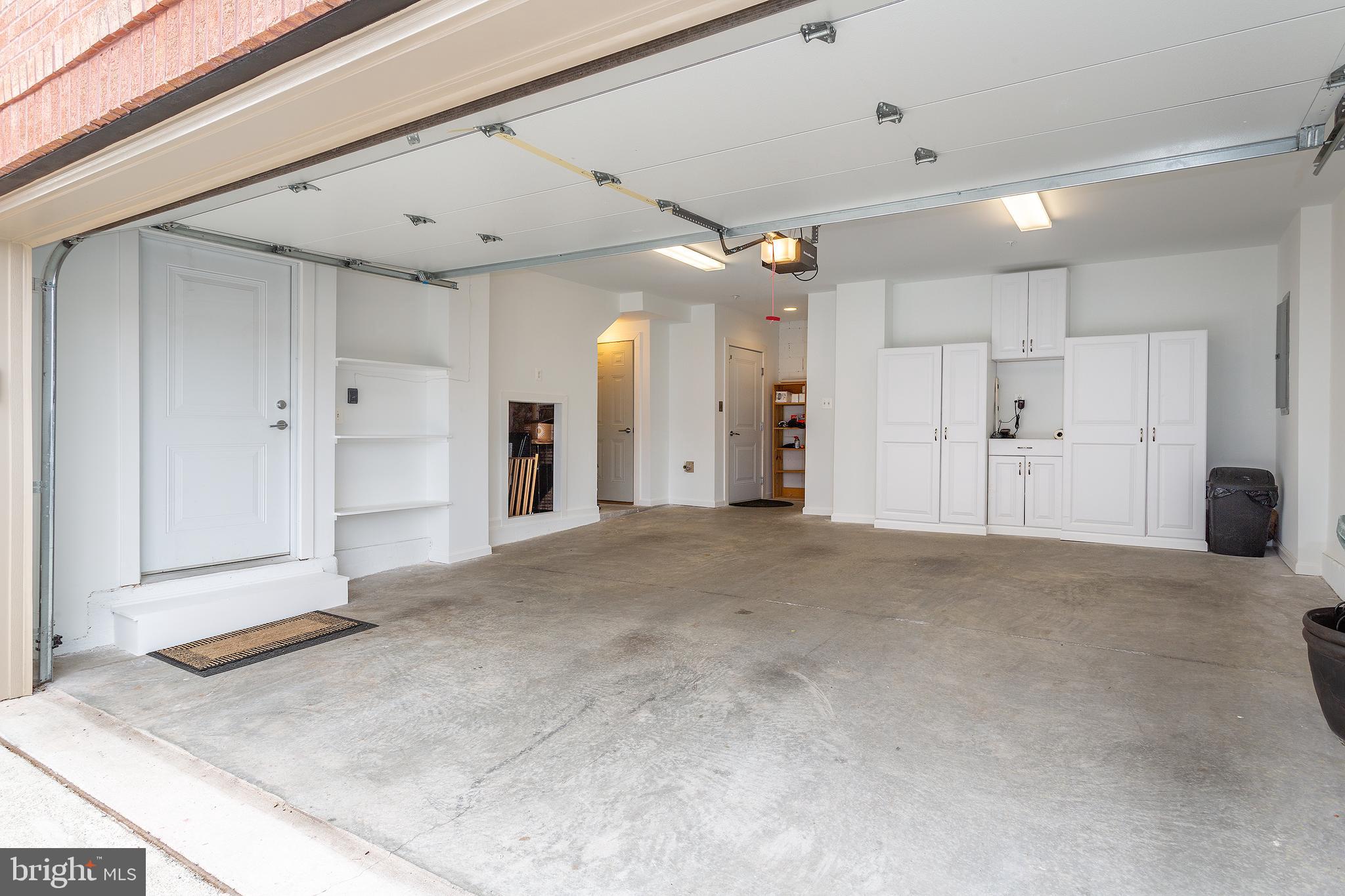 CRESCENT PLACE - Residential