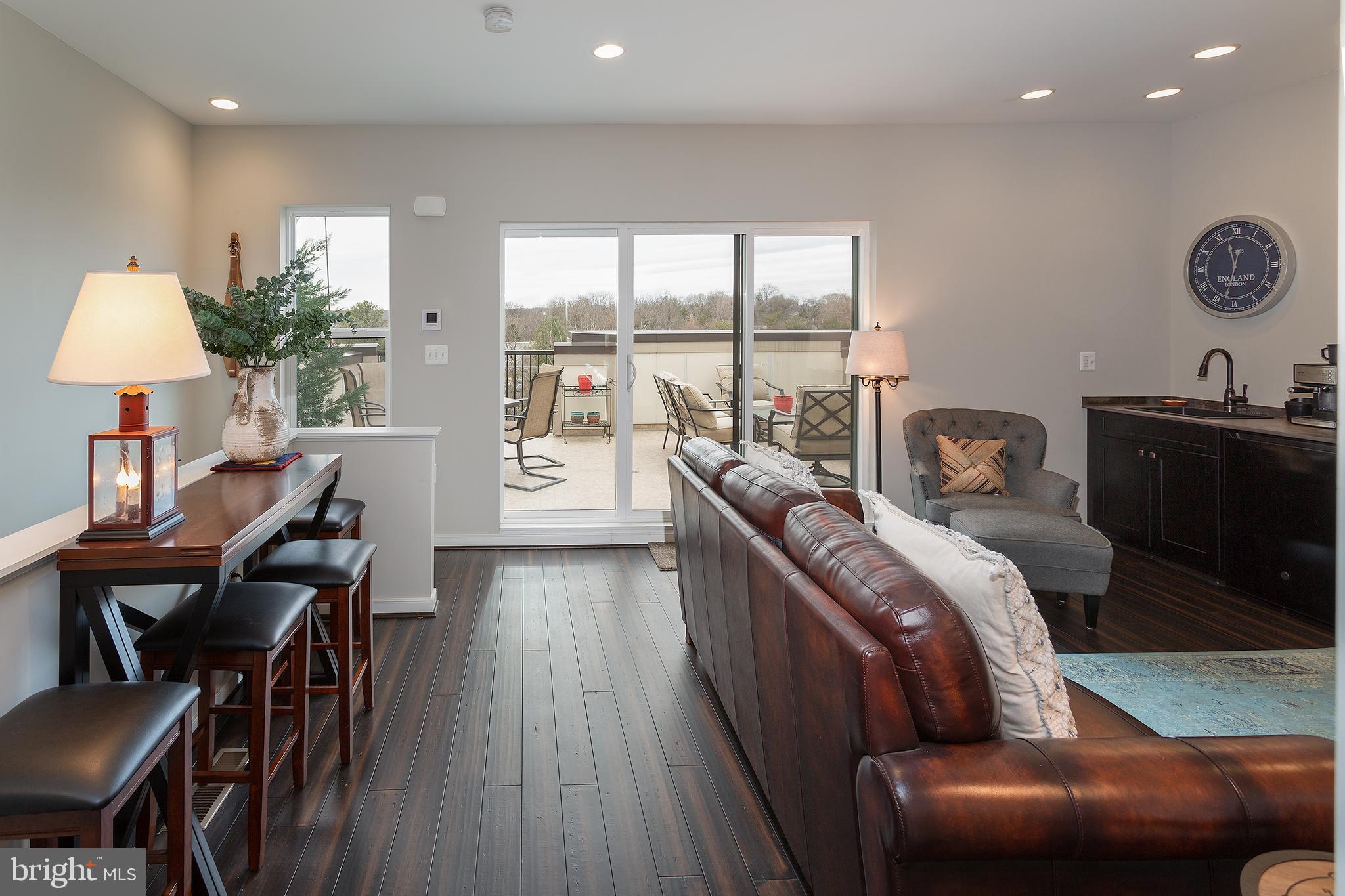 CRESCENT PLACE - Residential