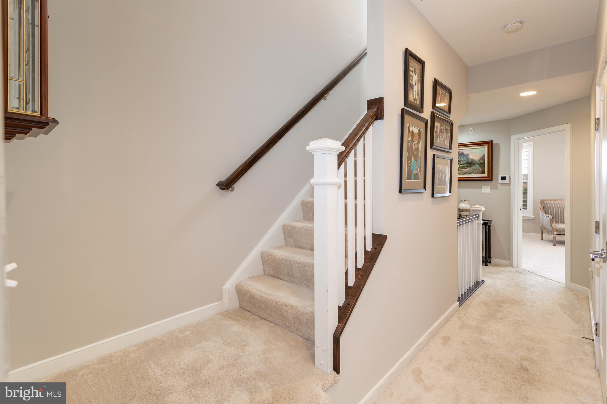 CRESCENT PLACE - Residential