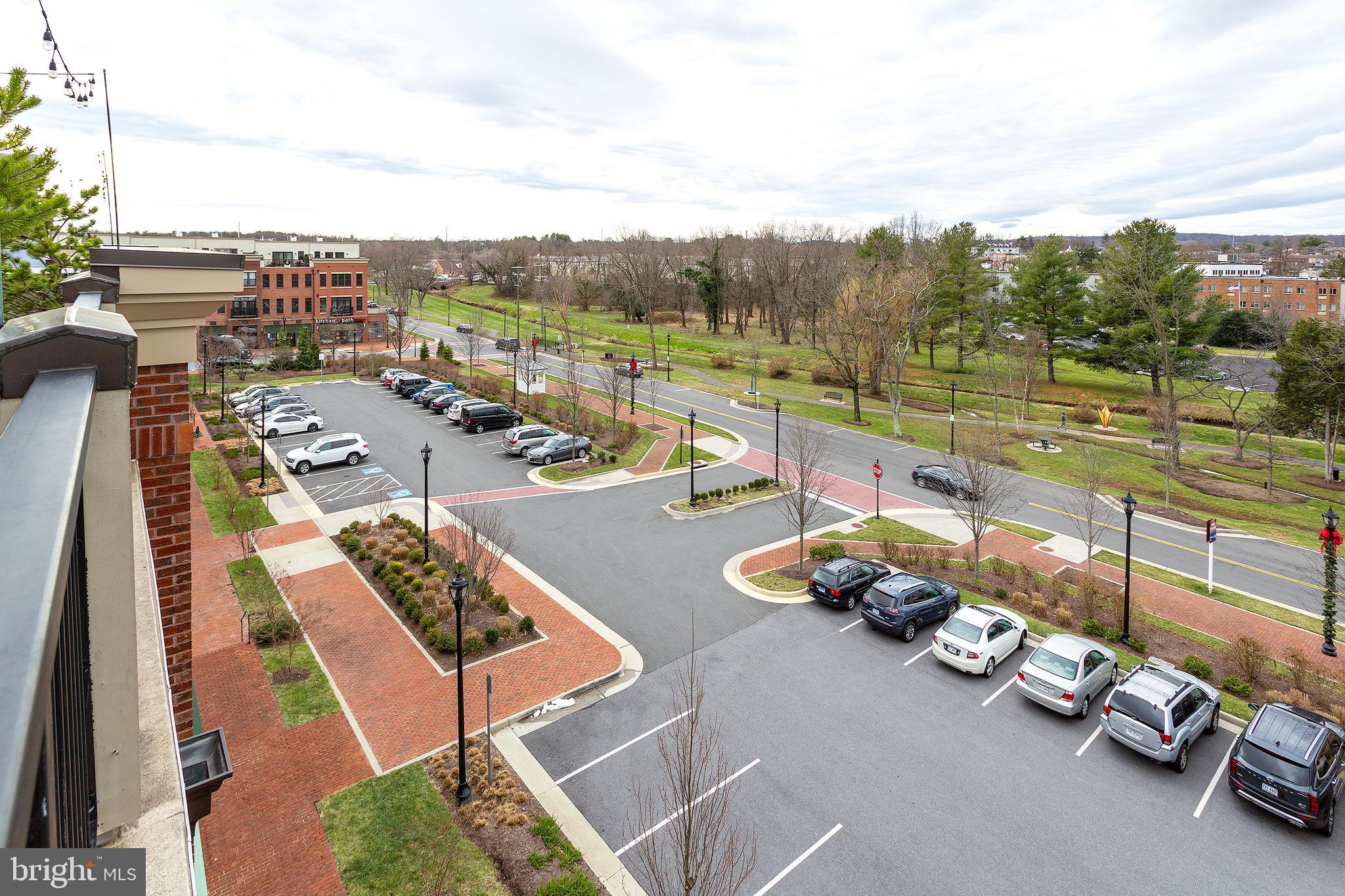 CRESCENT PLACE - Residential