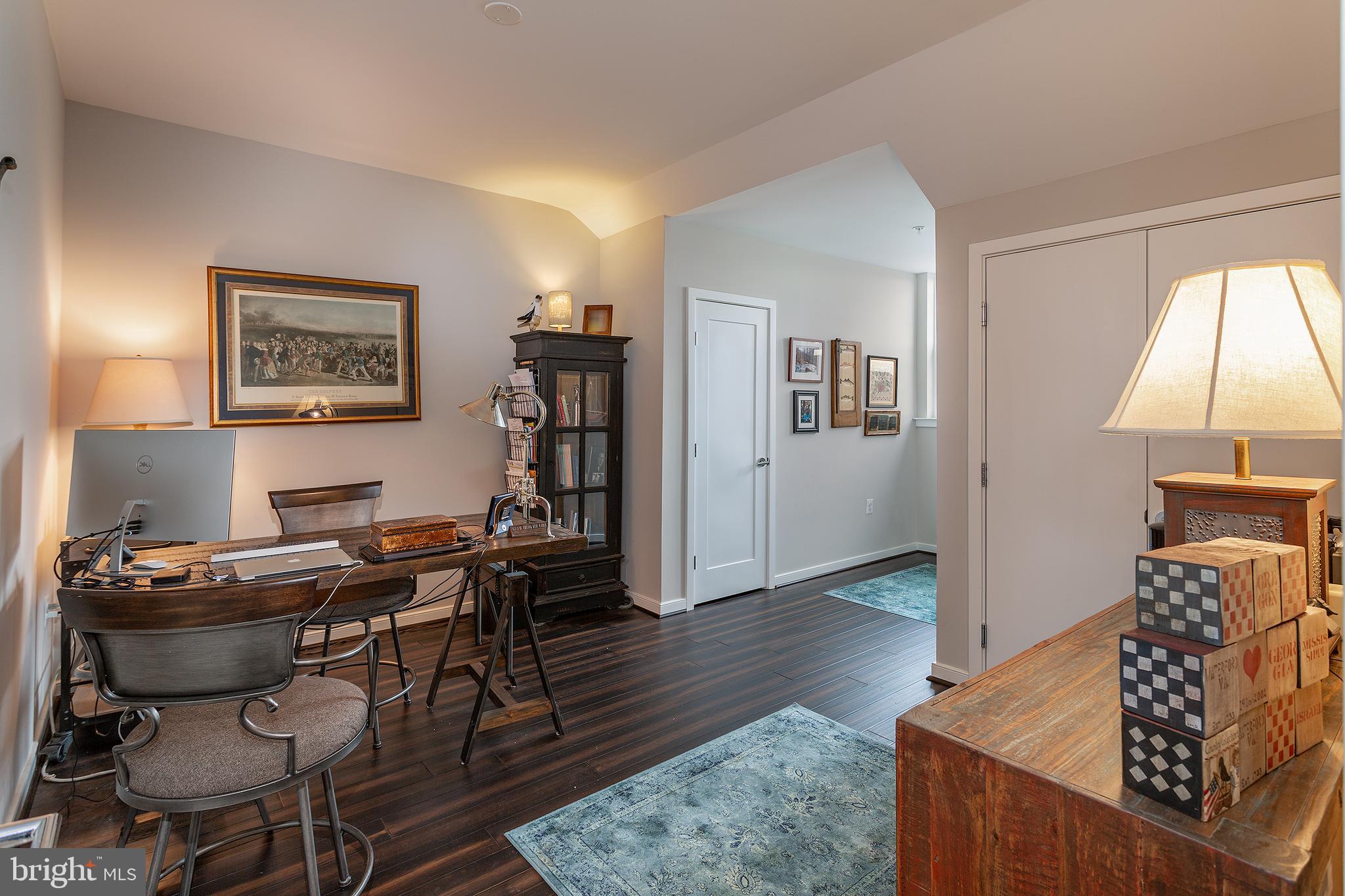 CRESCENT PLACE - Residential