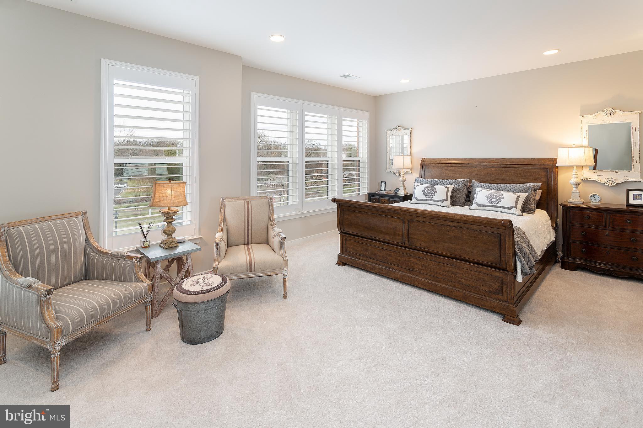 CRESCENT PLACE - Residential