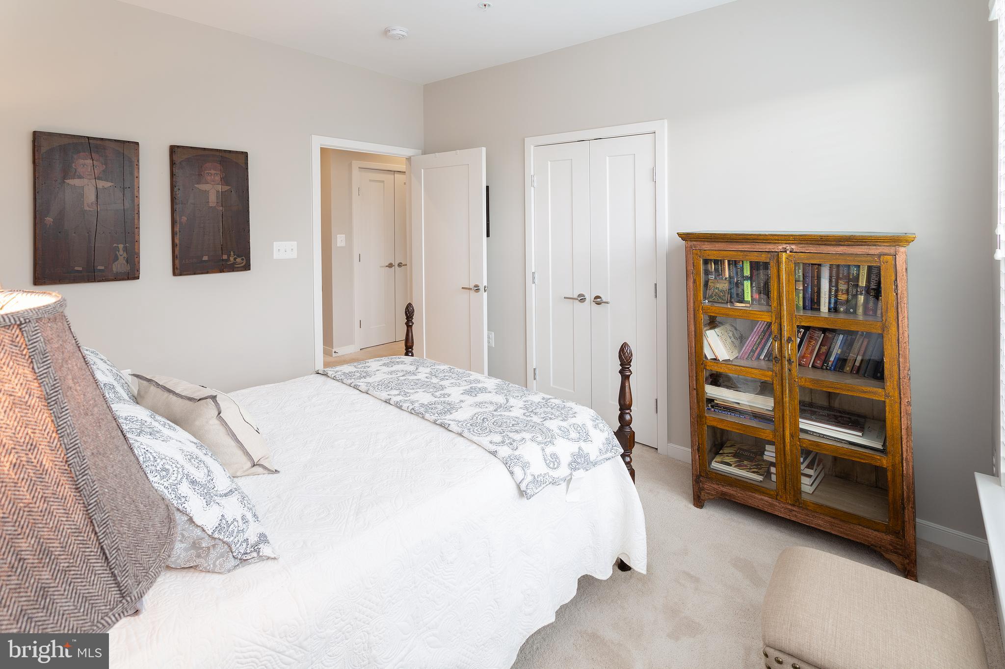 CRESCENT PLACE - Residential