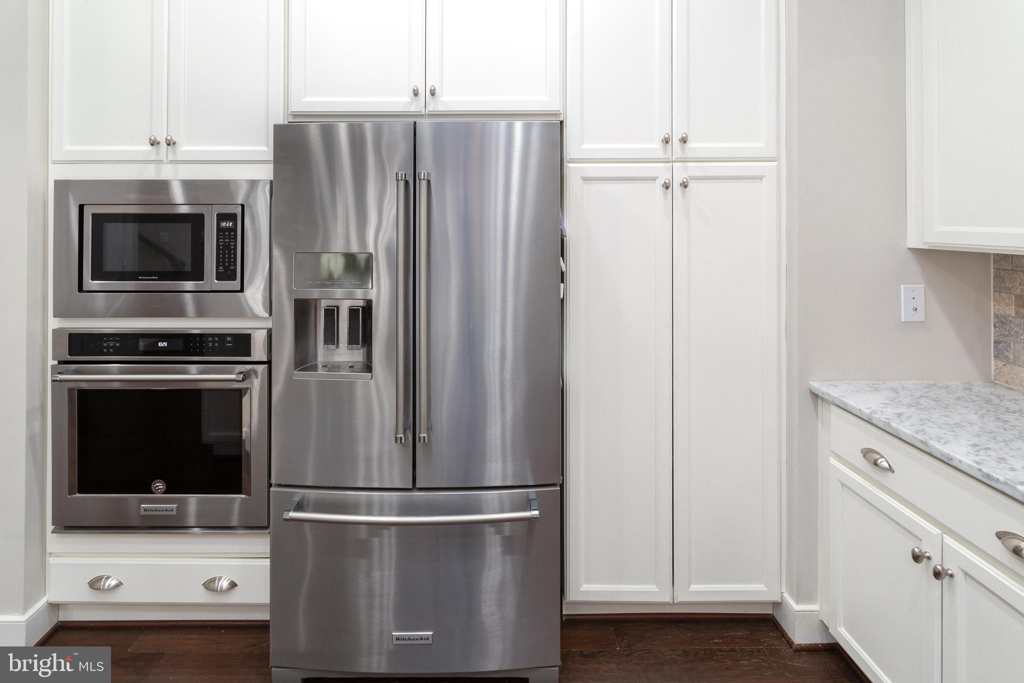 CRESCENT PLACE - Residential