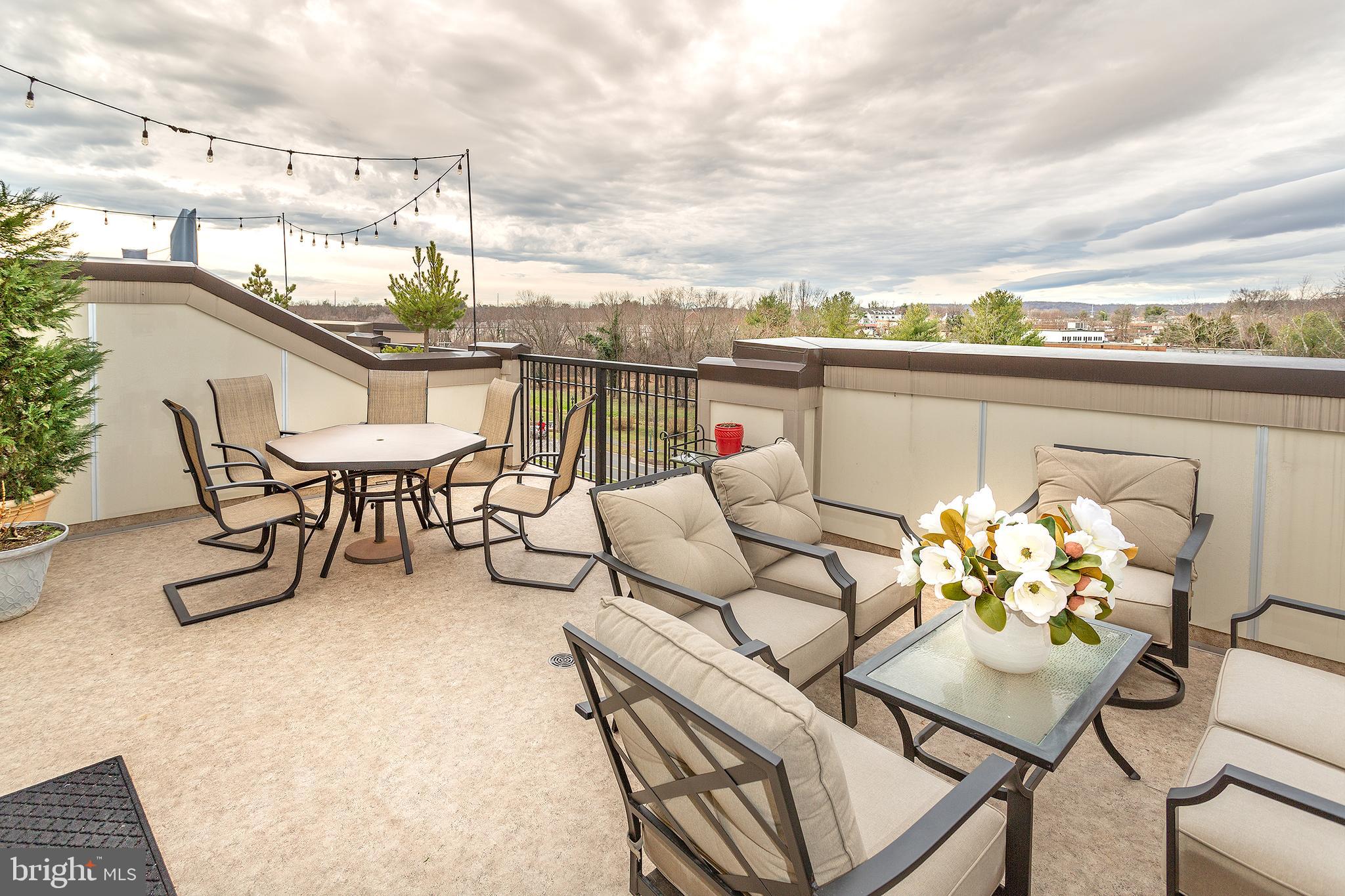 CRESCENT PLACE - Residential