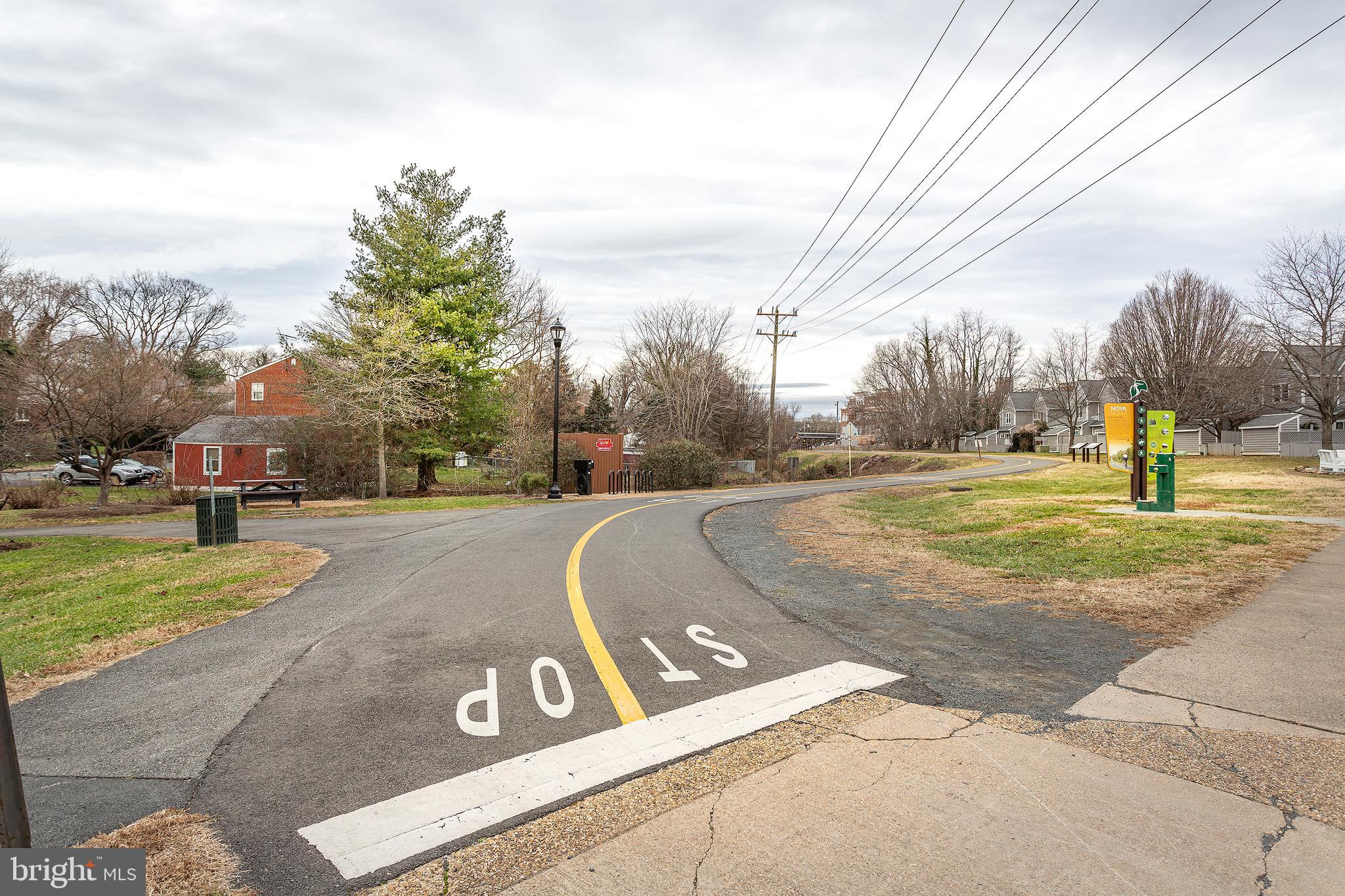 CRESCENT PLACE - Residential