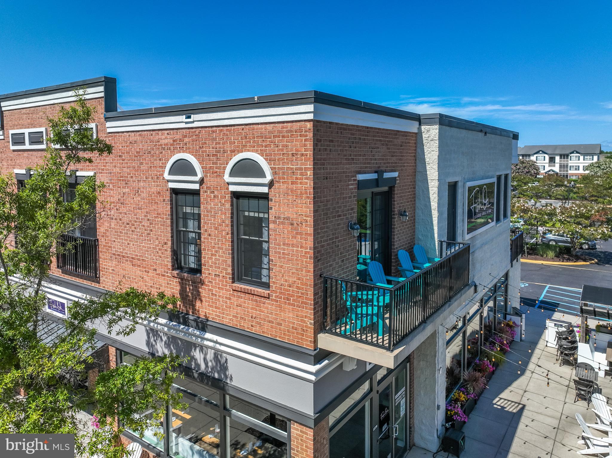 17300 VILLAGE MAIN BOULEVARD 66