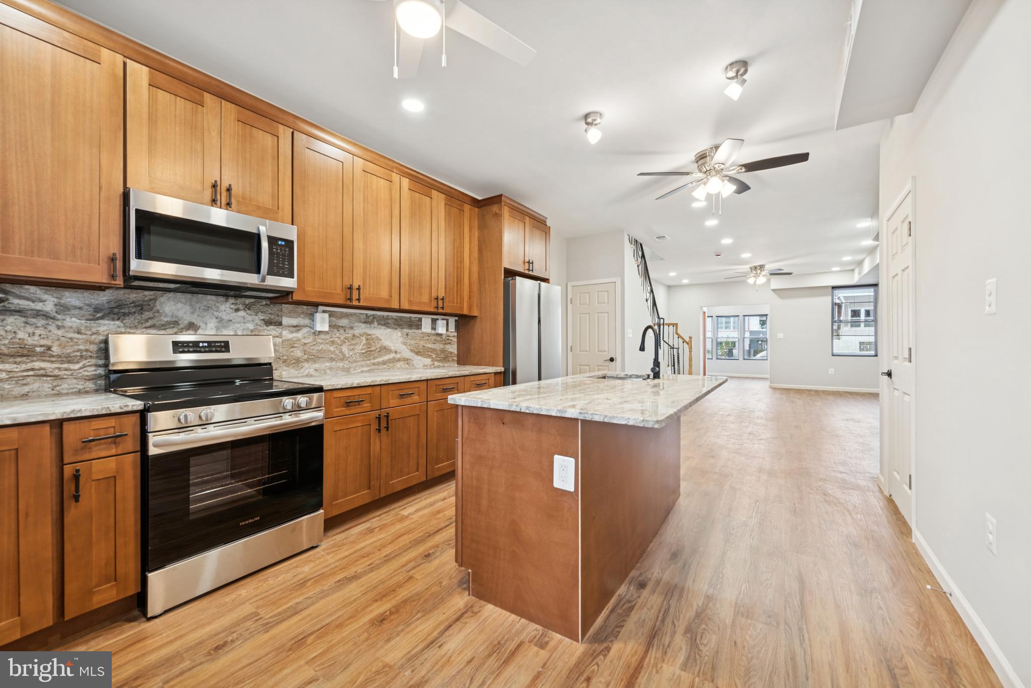 FERN ROCK - Residential