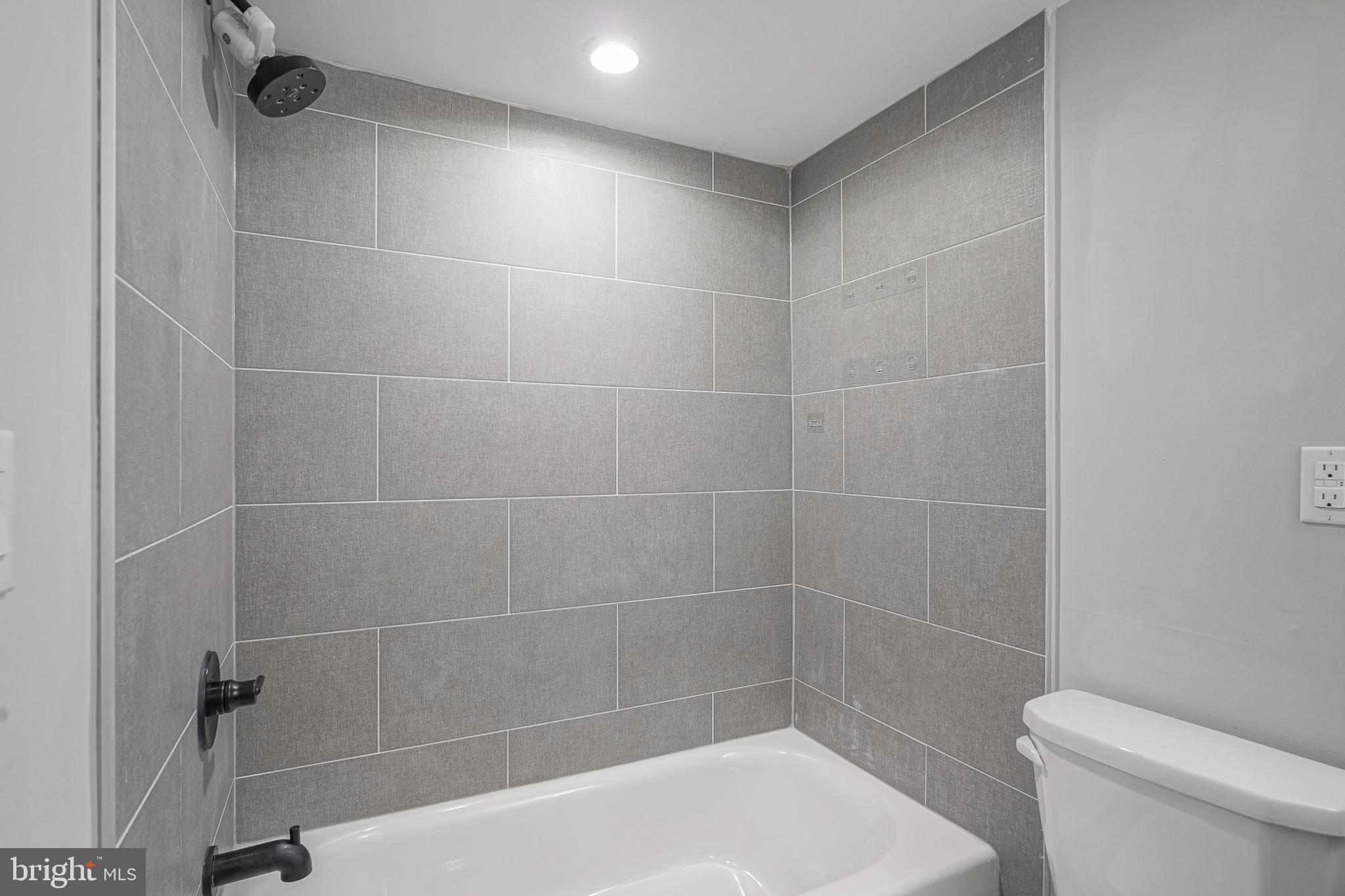 FRANCISVILLE - Residential Lease