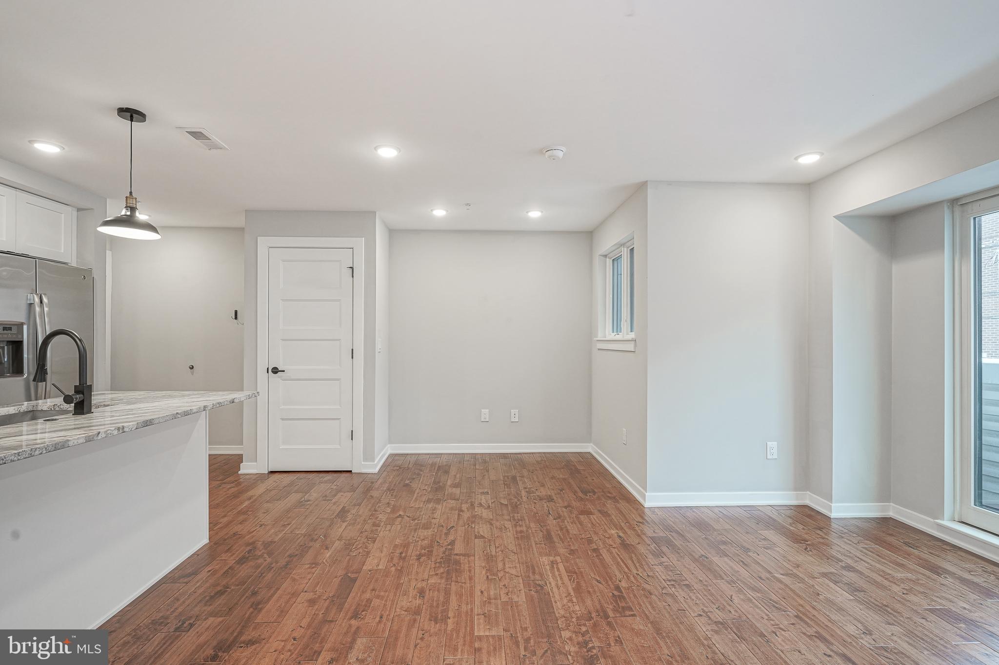 FRANCISVILLE - Residential Lease