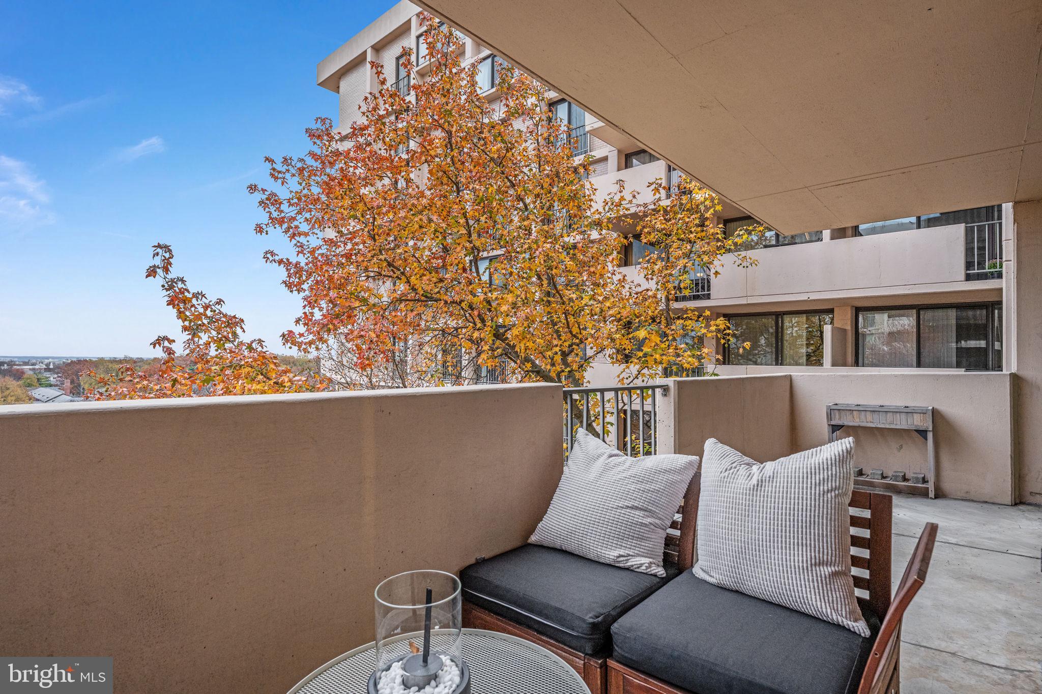 HYDE PARK - Residential