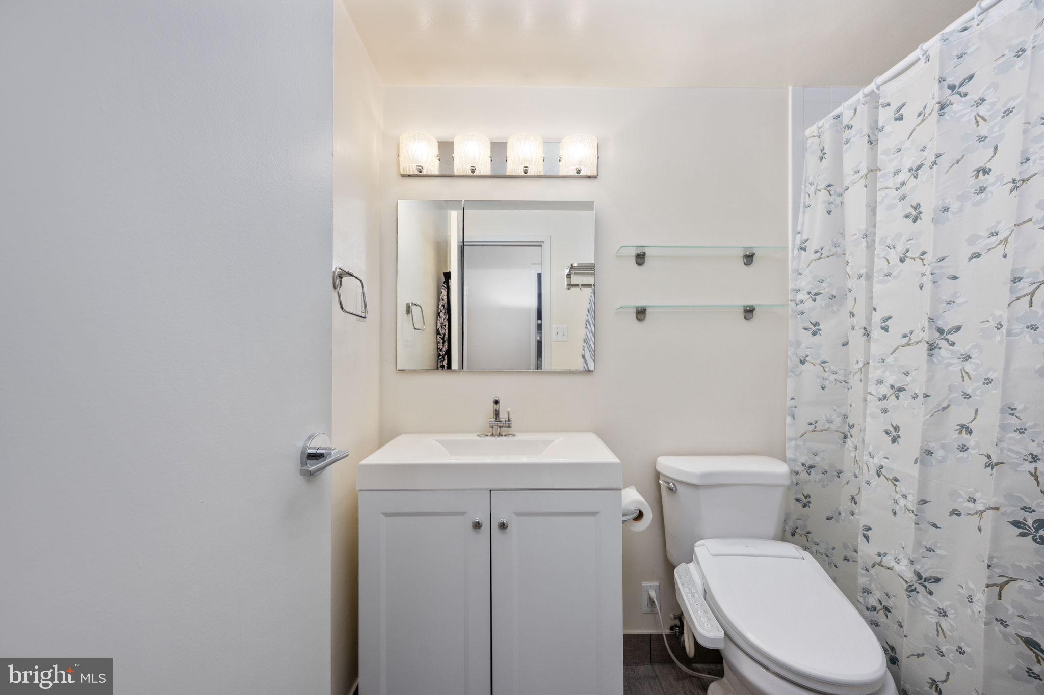 HYDE PARK - Residential