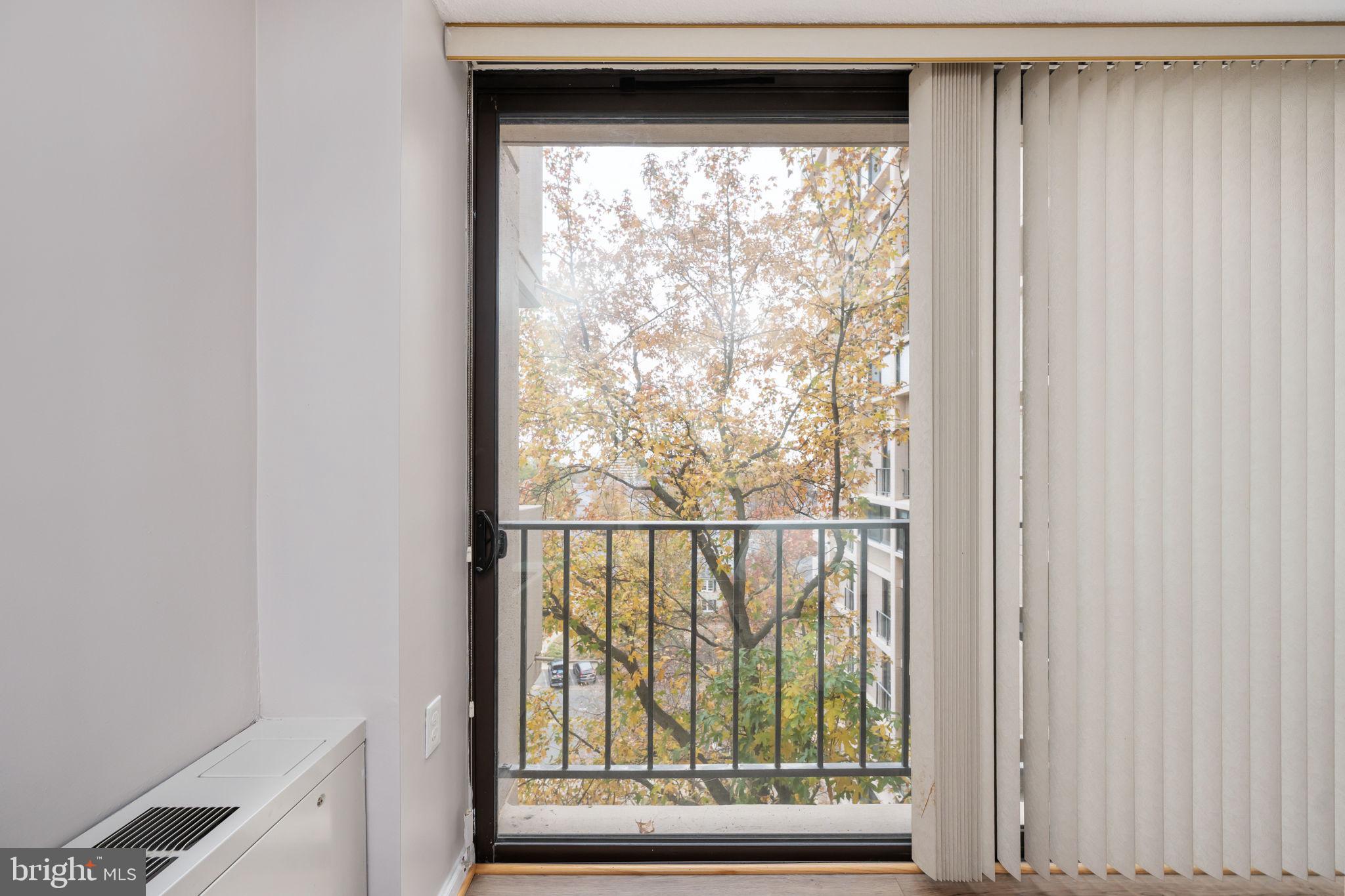 HYDE PARK - Residential