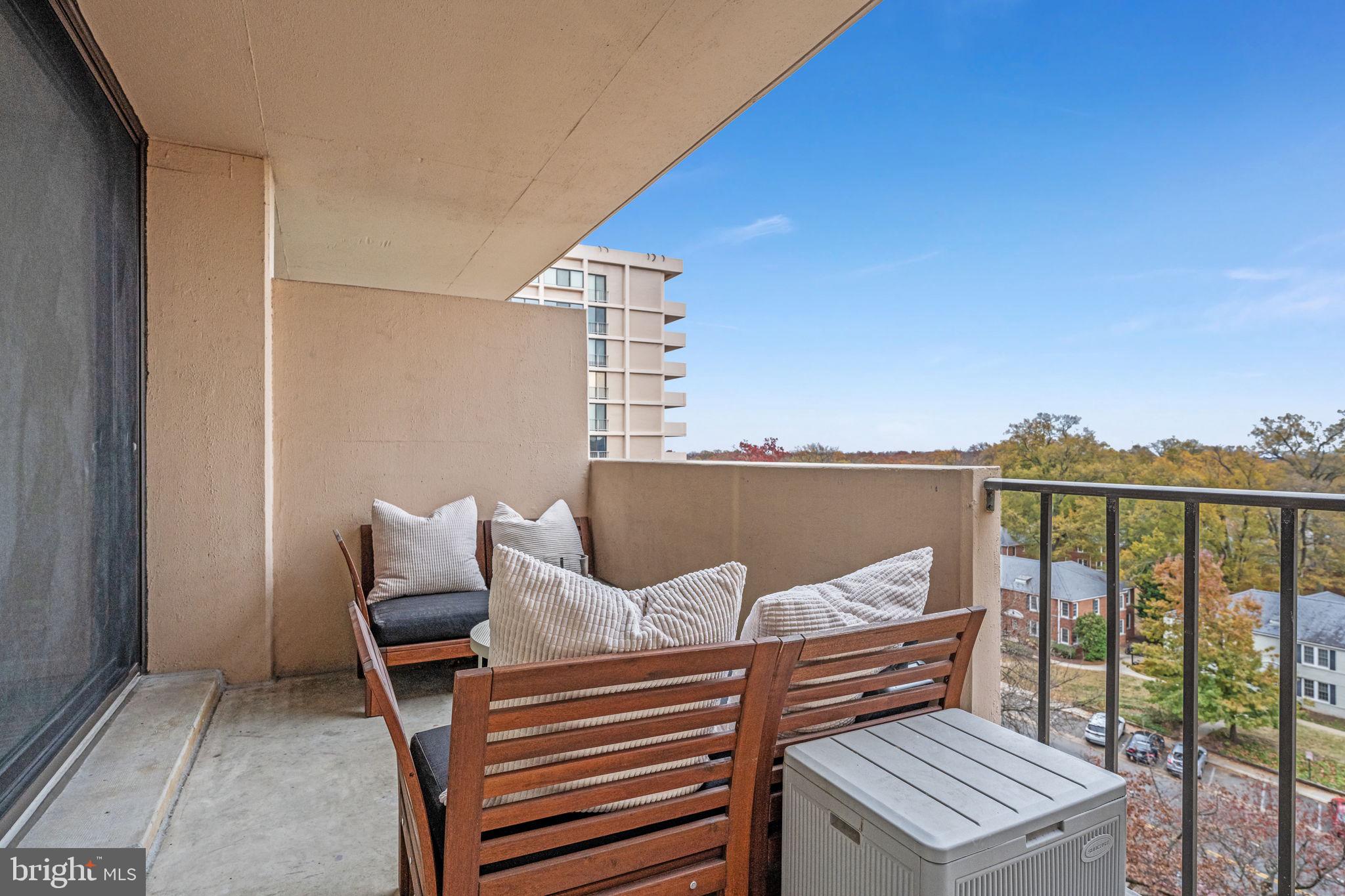 HYDE PARK - Residential