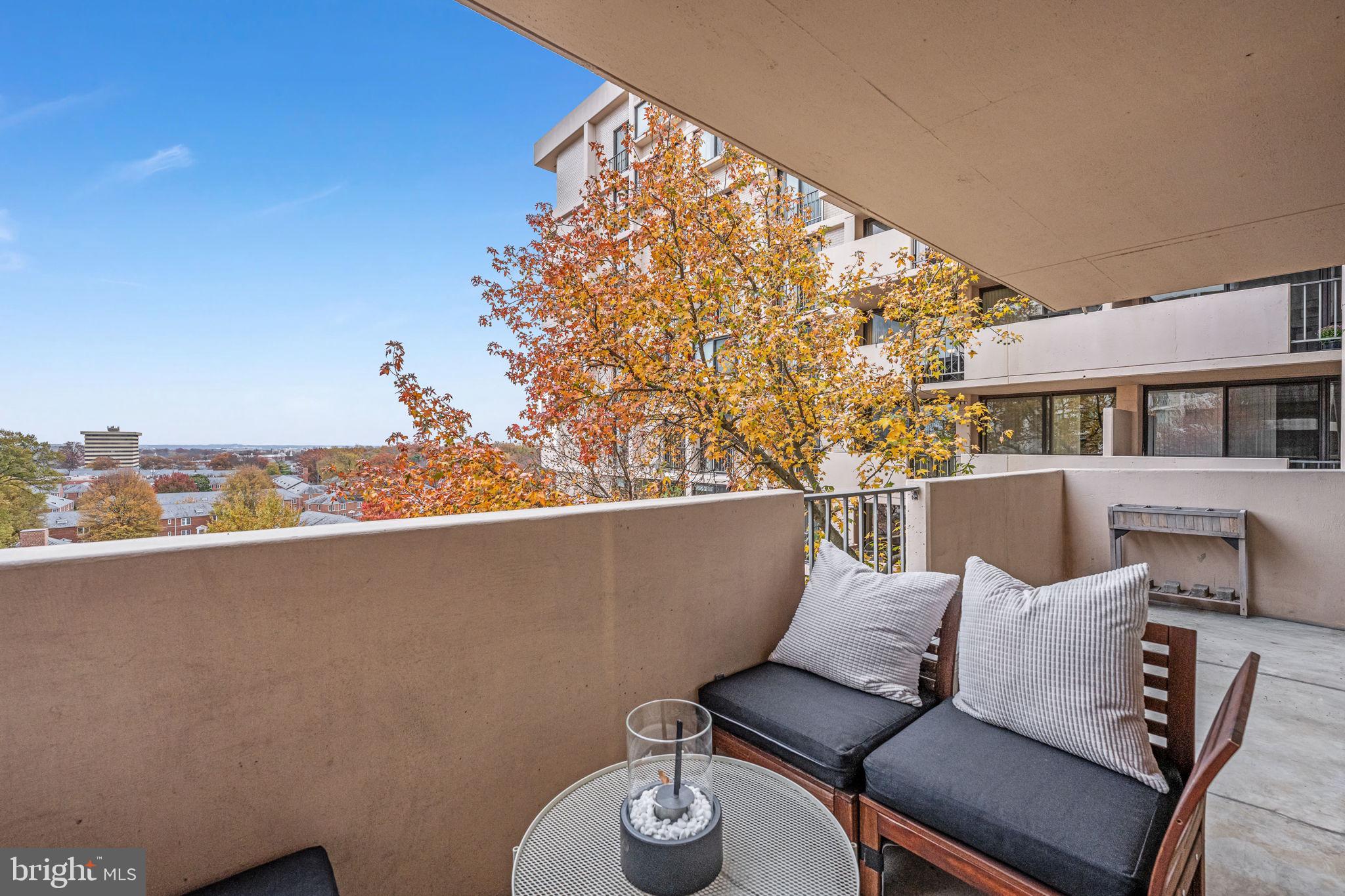 HYDE PARK - Residential