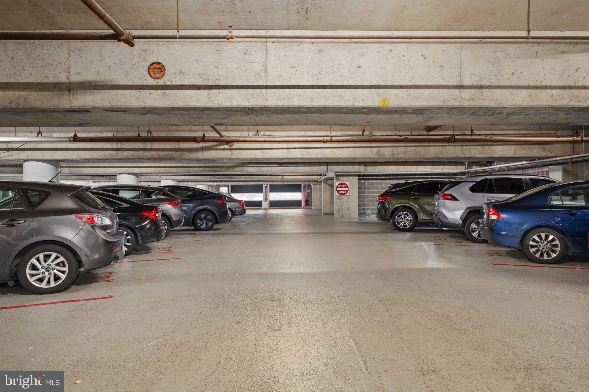 HYDE PARK - Residential