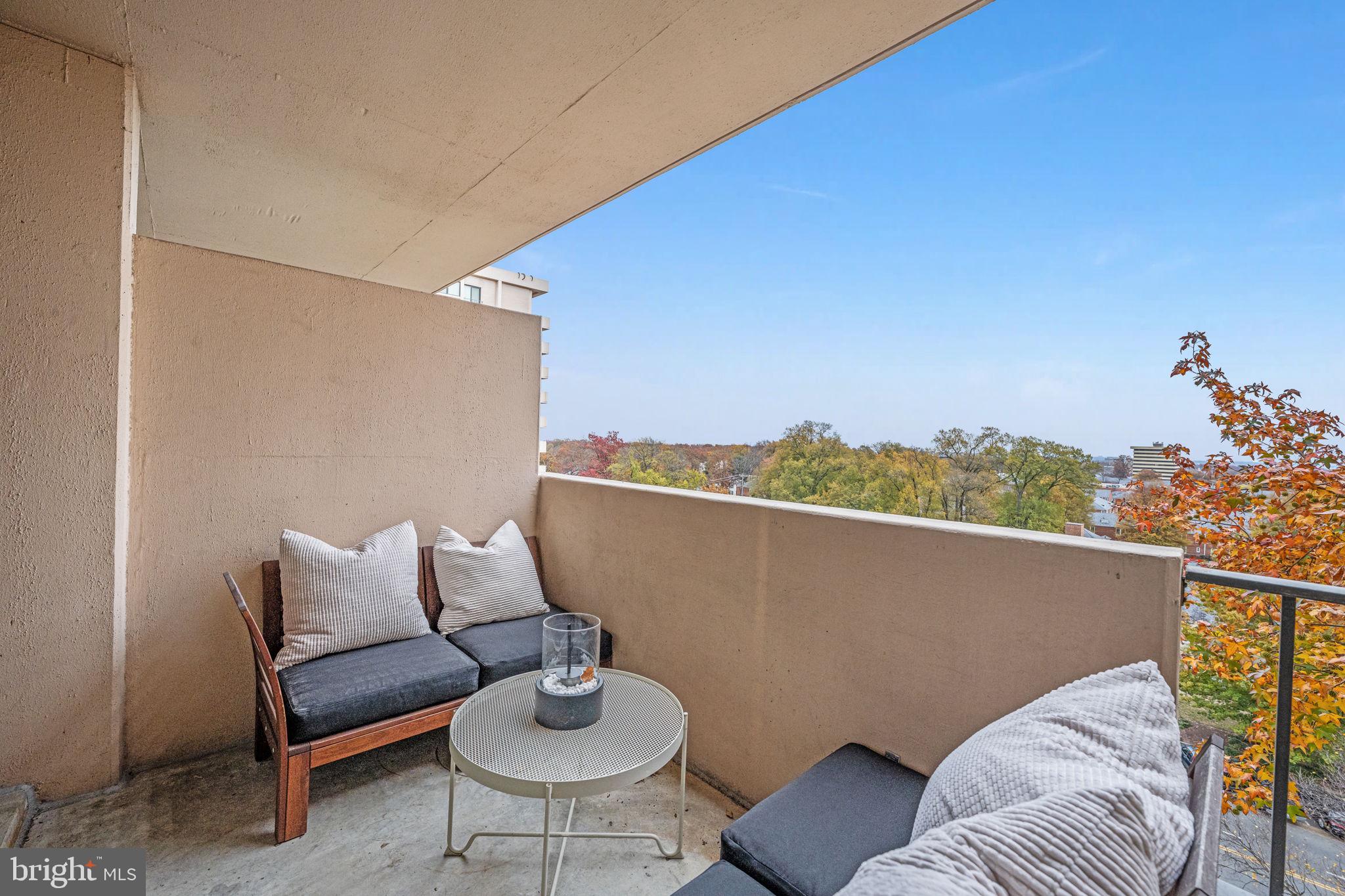 HYDE PARK - Residential