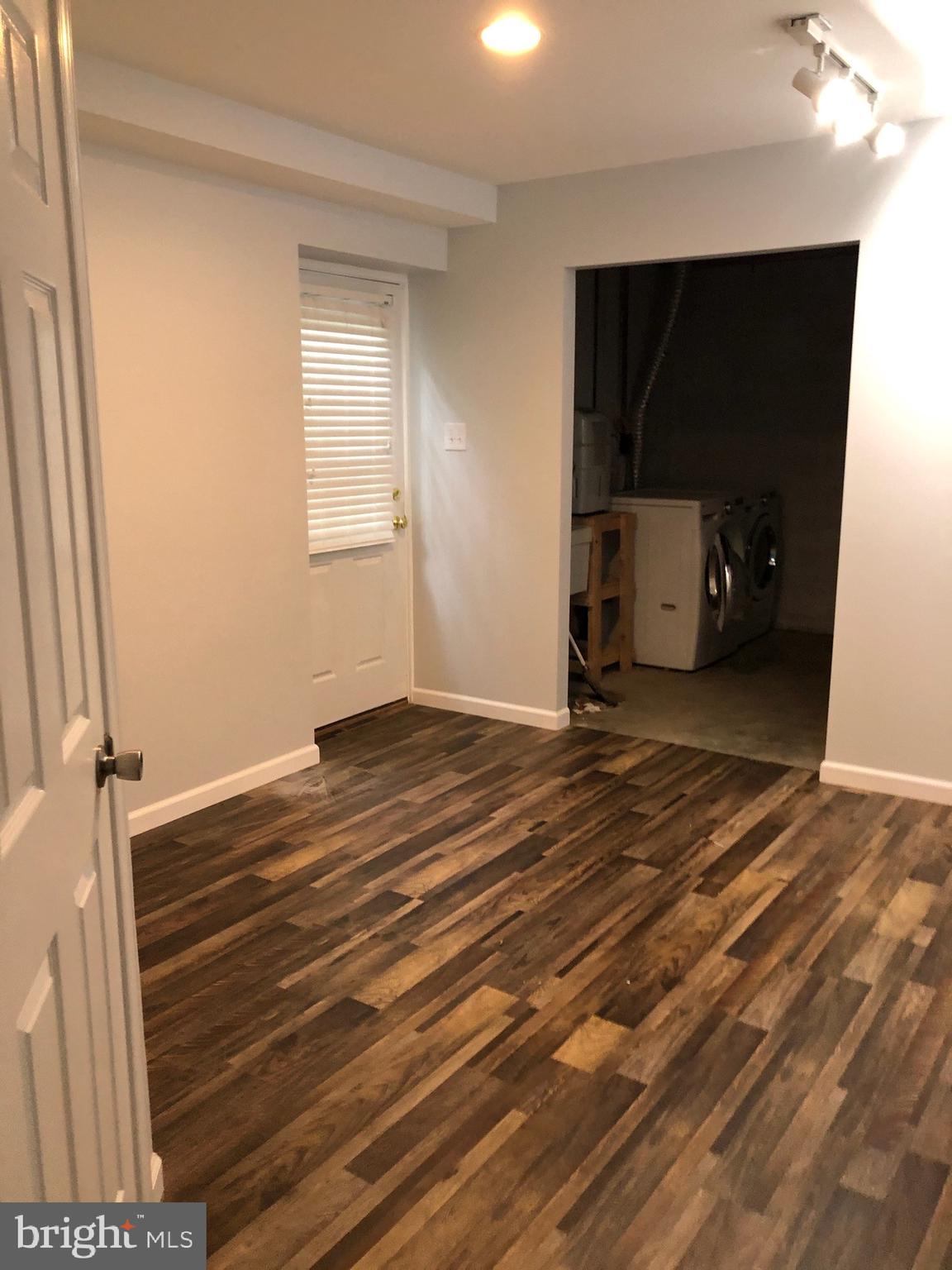 HAMILTON TERRACE - Residential Lease